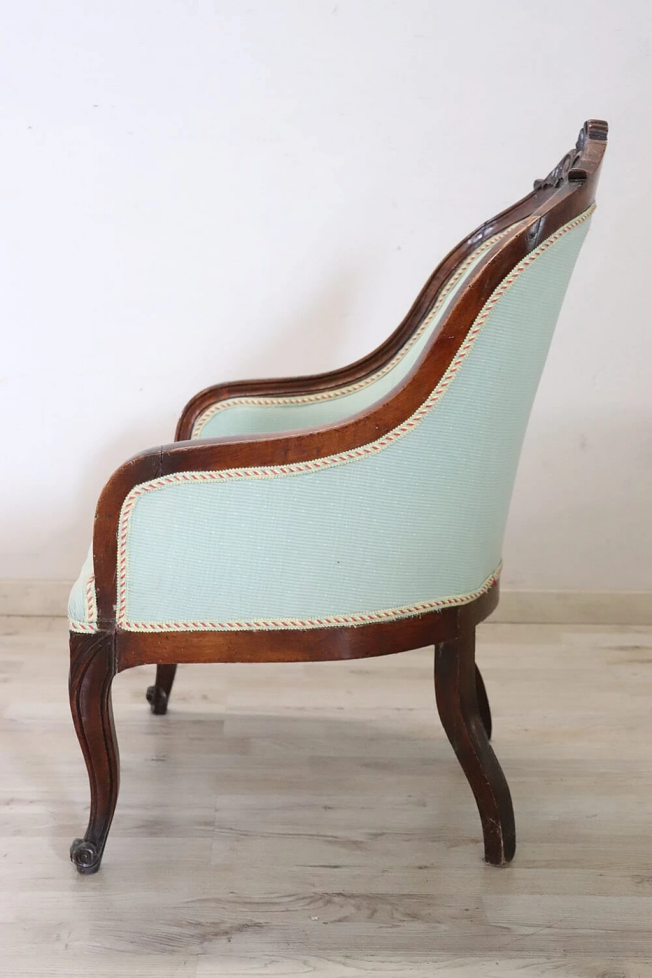 Antique upholstered armchair in walnut Louis Philippe era, mid-19th century 5