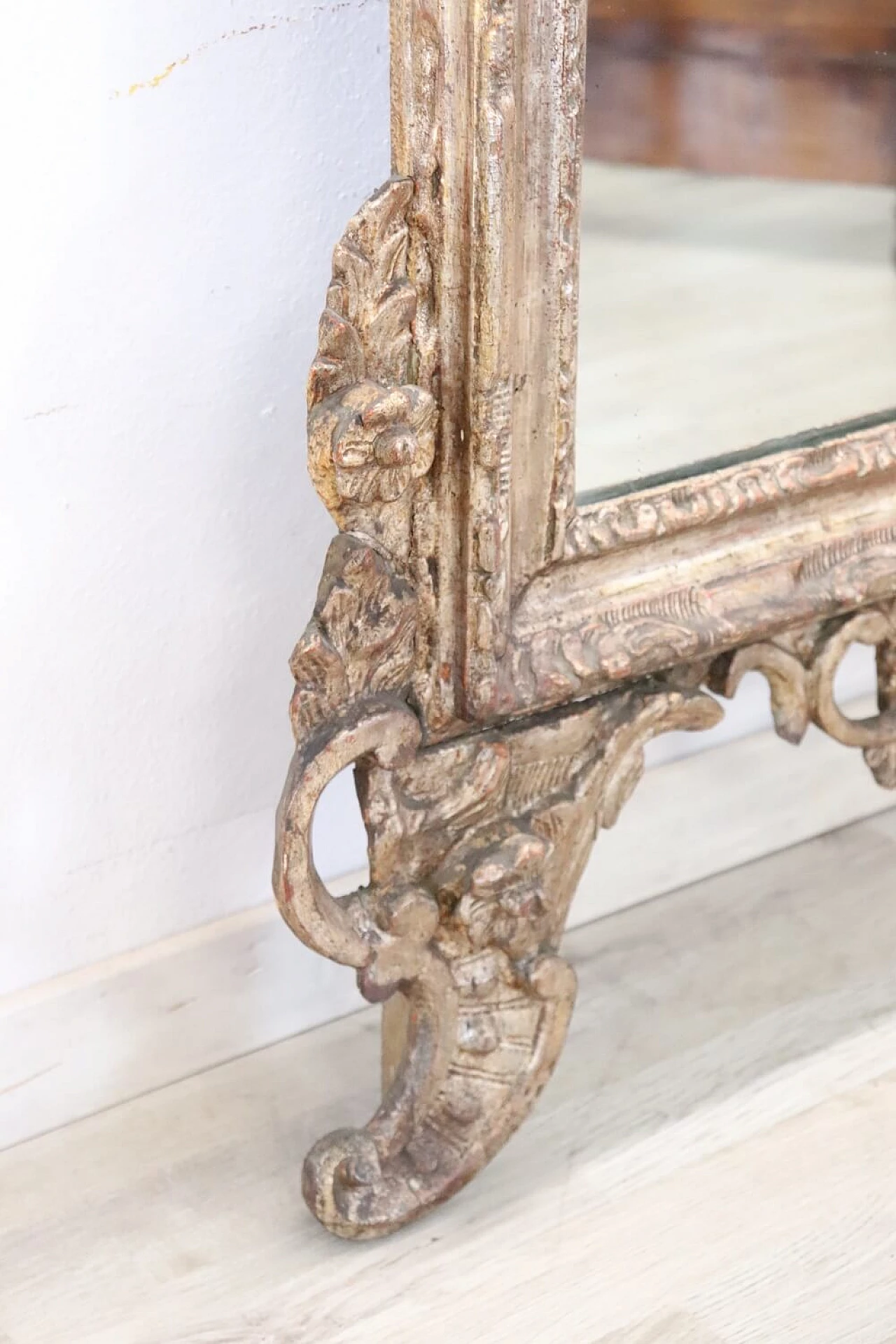 Antique carved and gilded wooden mecha mirror, Louis XVI era, 18th century 8