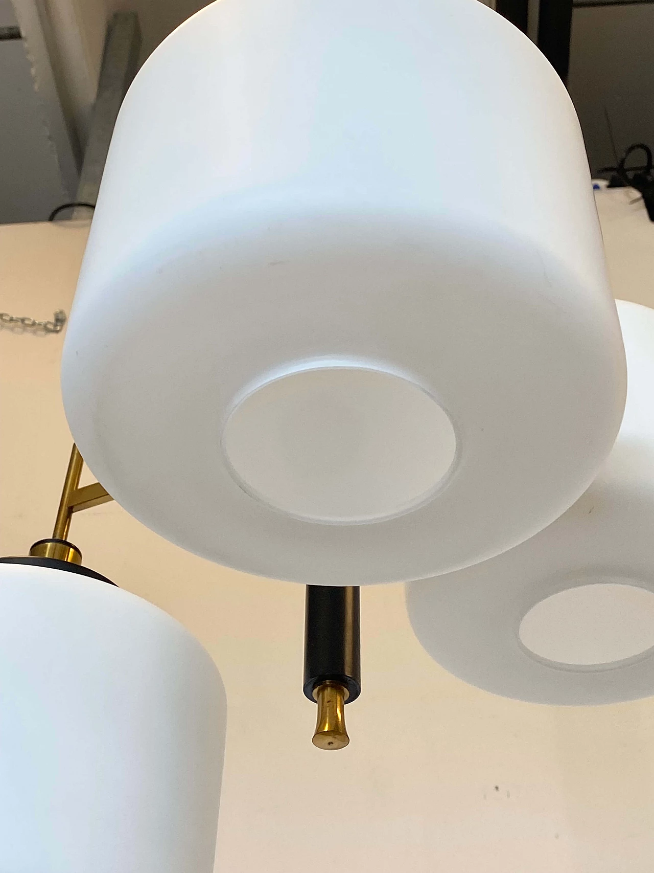 Lampadario a 3 luci in ottone do Stilnovo, anni '50 4