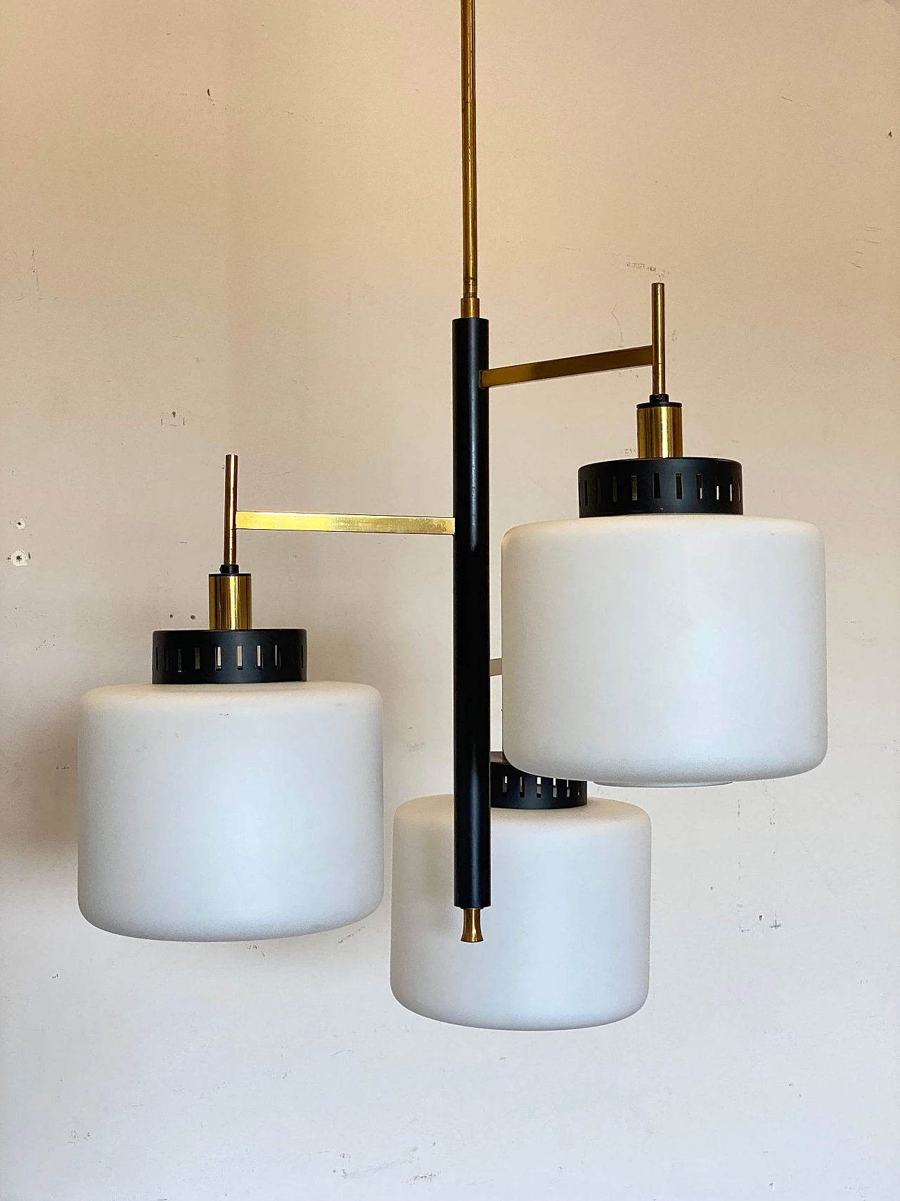 Lampadario a 3 luci in ottone do Stilnovo, anni '50 11