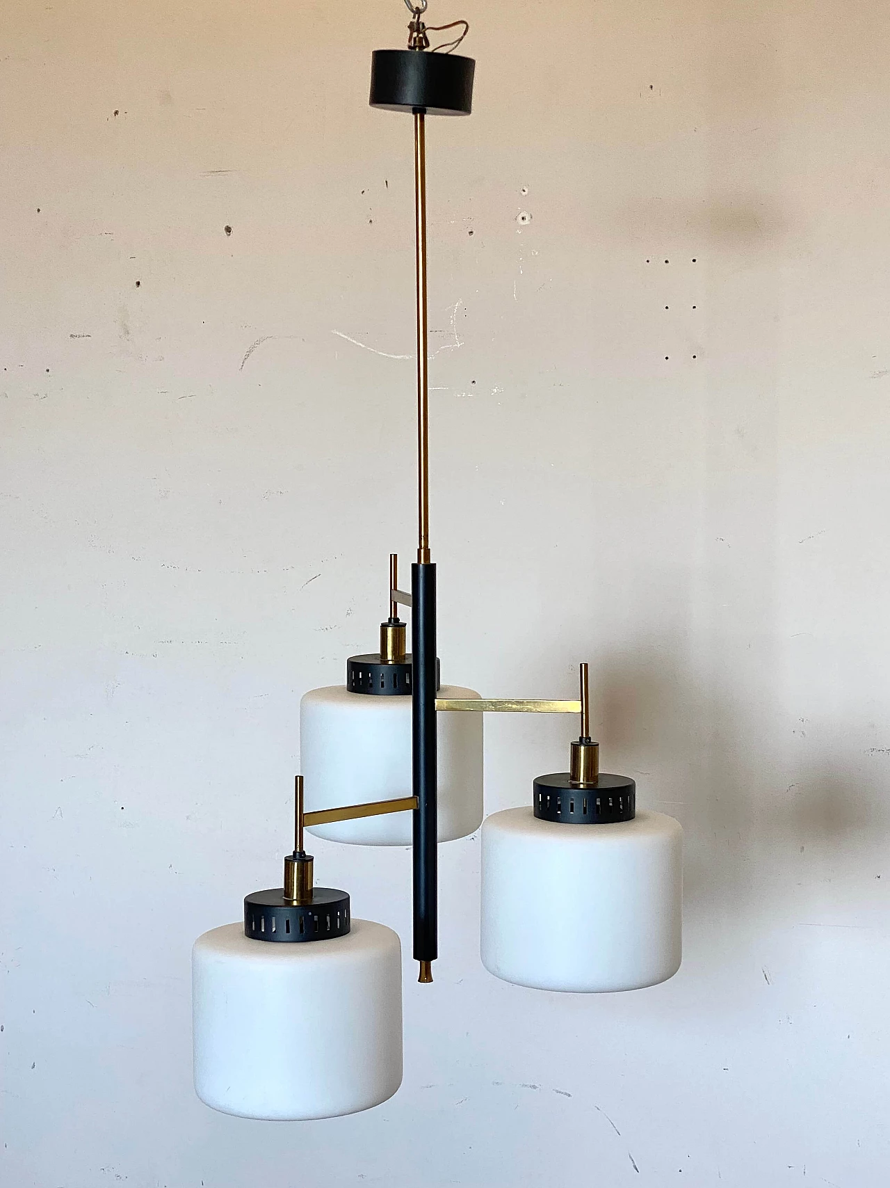 Lampadario a 3 luci in ottone do Stilnovo, anni '50 15