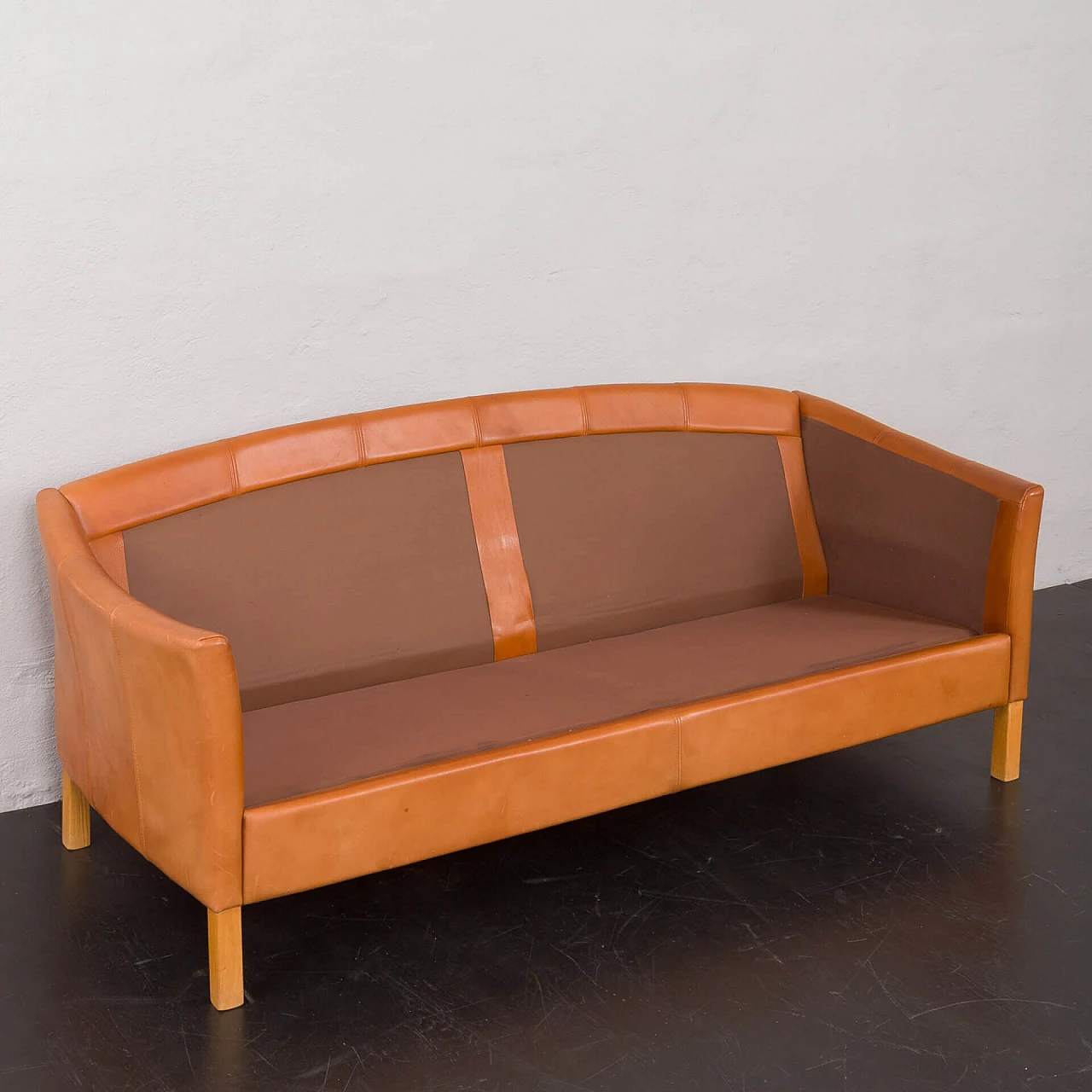 Cognac leather 535 sofa by Mogens Hansen, 1970s 3