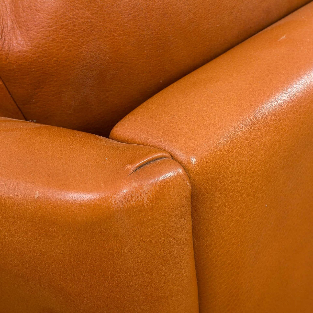 Cognac leather 535 sofa by Mogens Hansen, 1970s 9