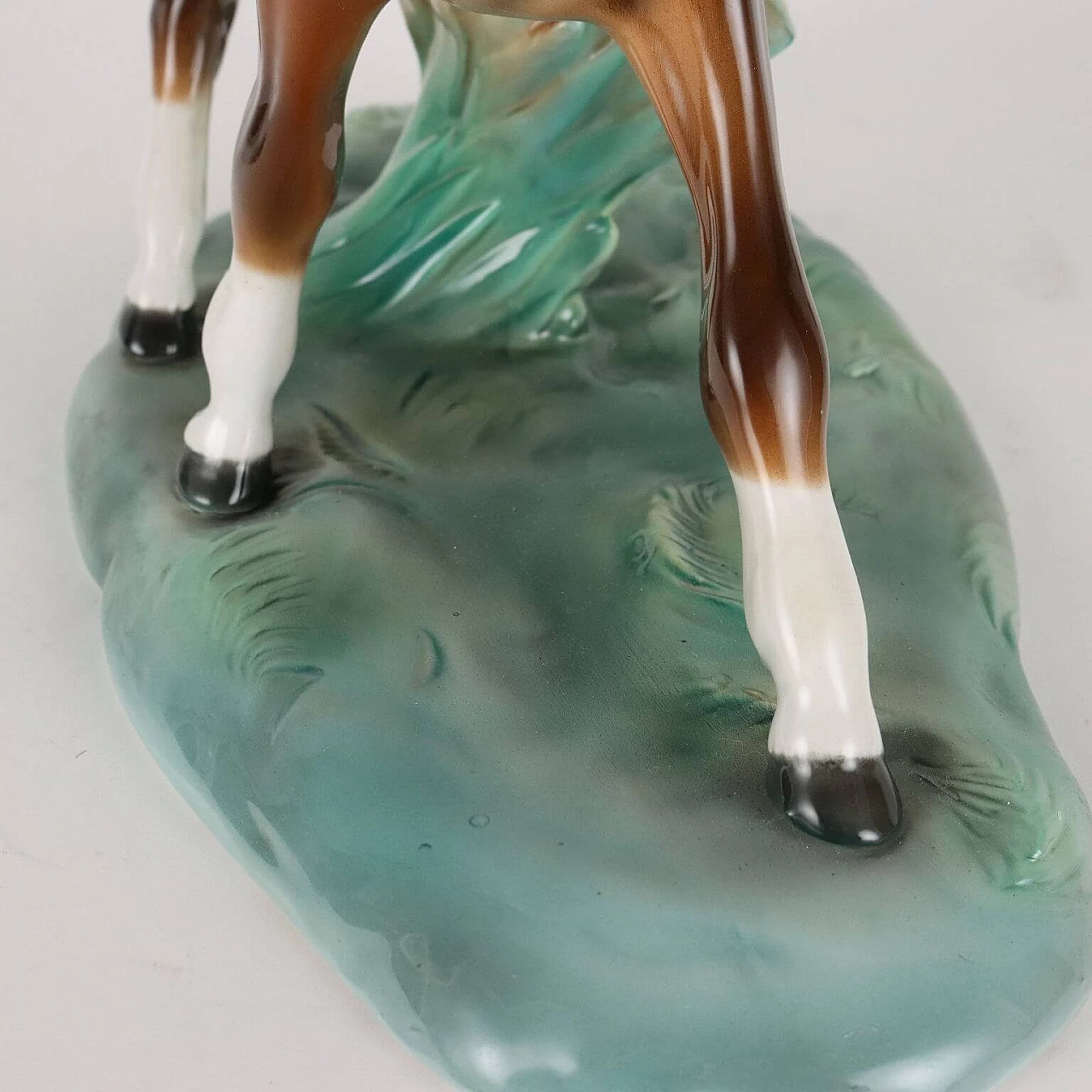 Scultura di cavallo in ceramica di Antonio Ronzan 5