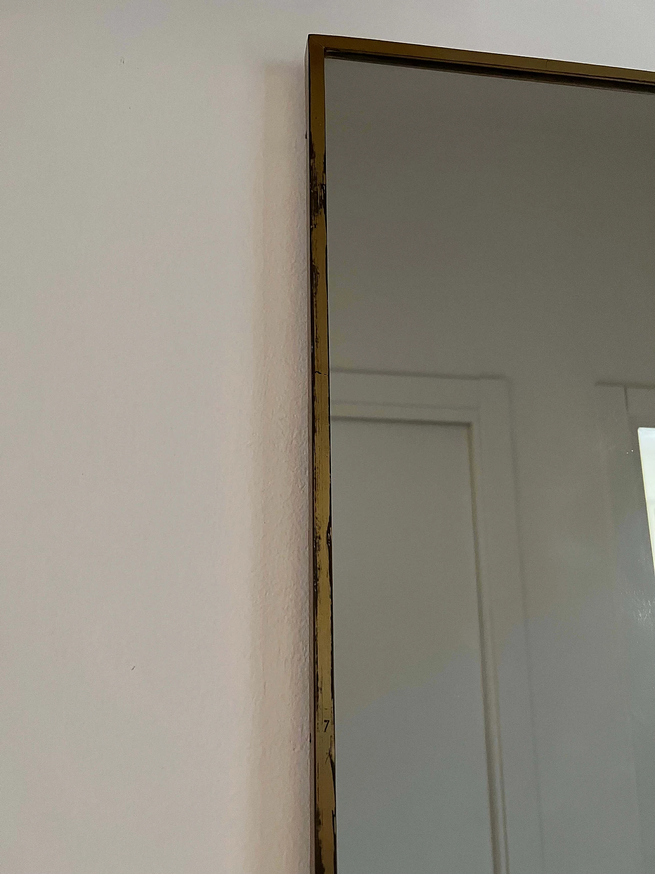 Specchio da parete rettangolare con cornice in ottone, anni '60 4