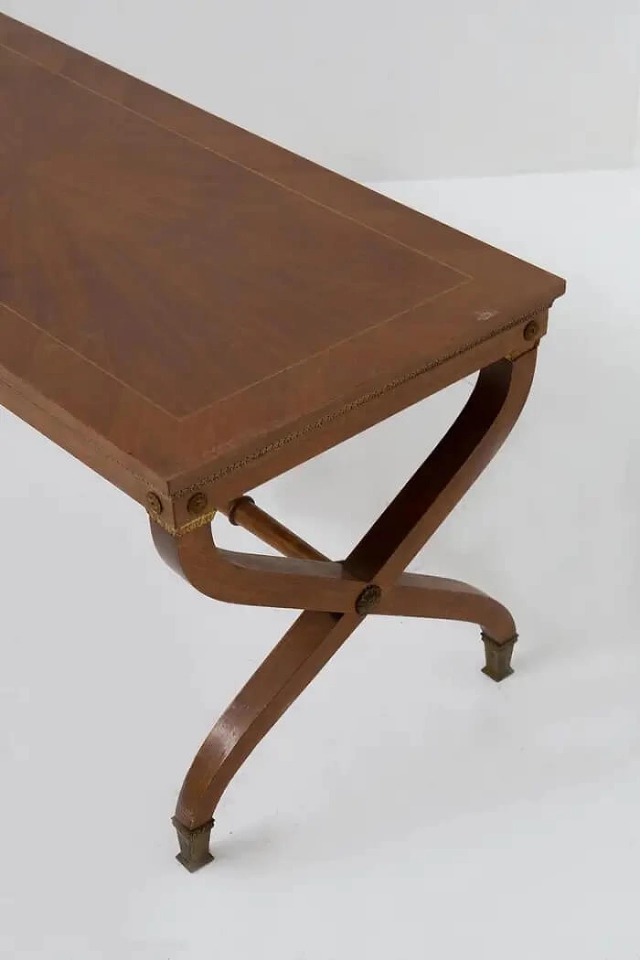 Tavolino in ottone attribuito a Paolo Buffa, anni '50 4