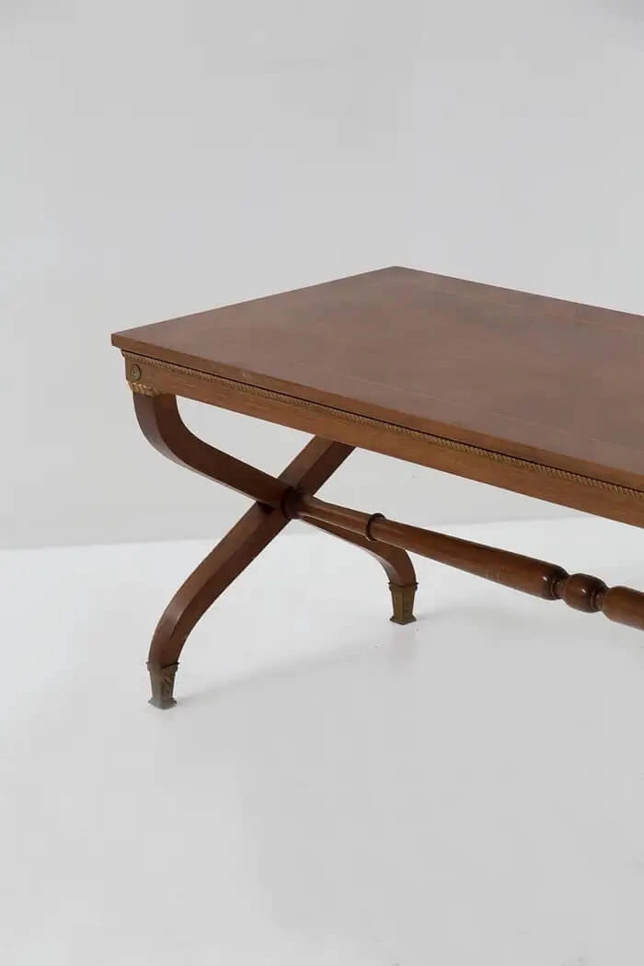 Tavolino in ottone attribuito a Paolo Buffa, anni '50 5