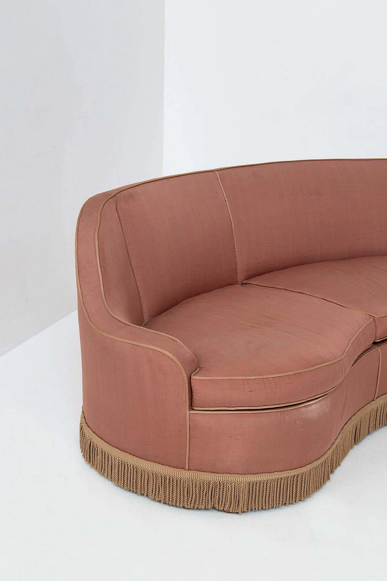 Three-seater sofa in pink fabric attributed to Gio Ponti for Casa e Giardino, 1950s 3