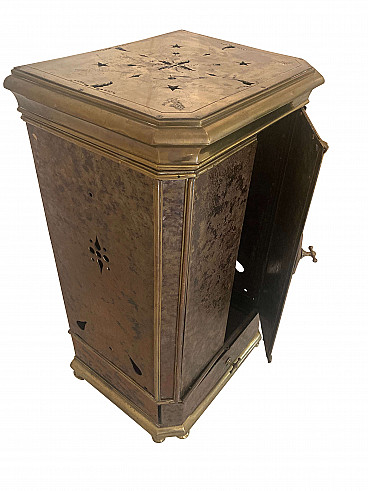Metal and brass stove, late 18th century