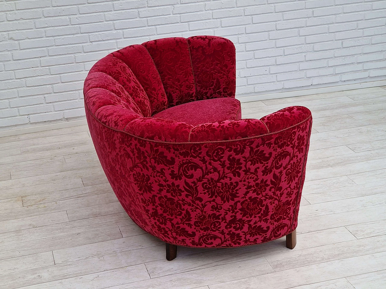 Danish three-seater Banana sofa in cherry-coloured fabric, 1960s 7