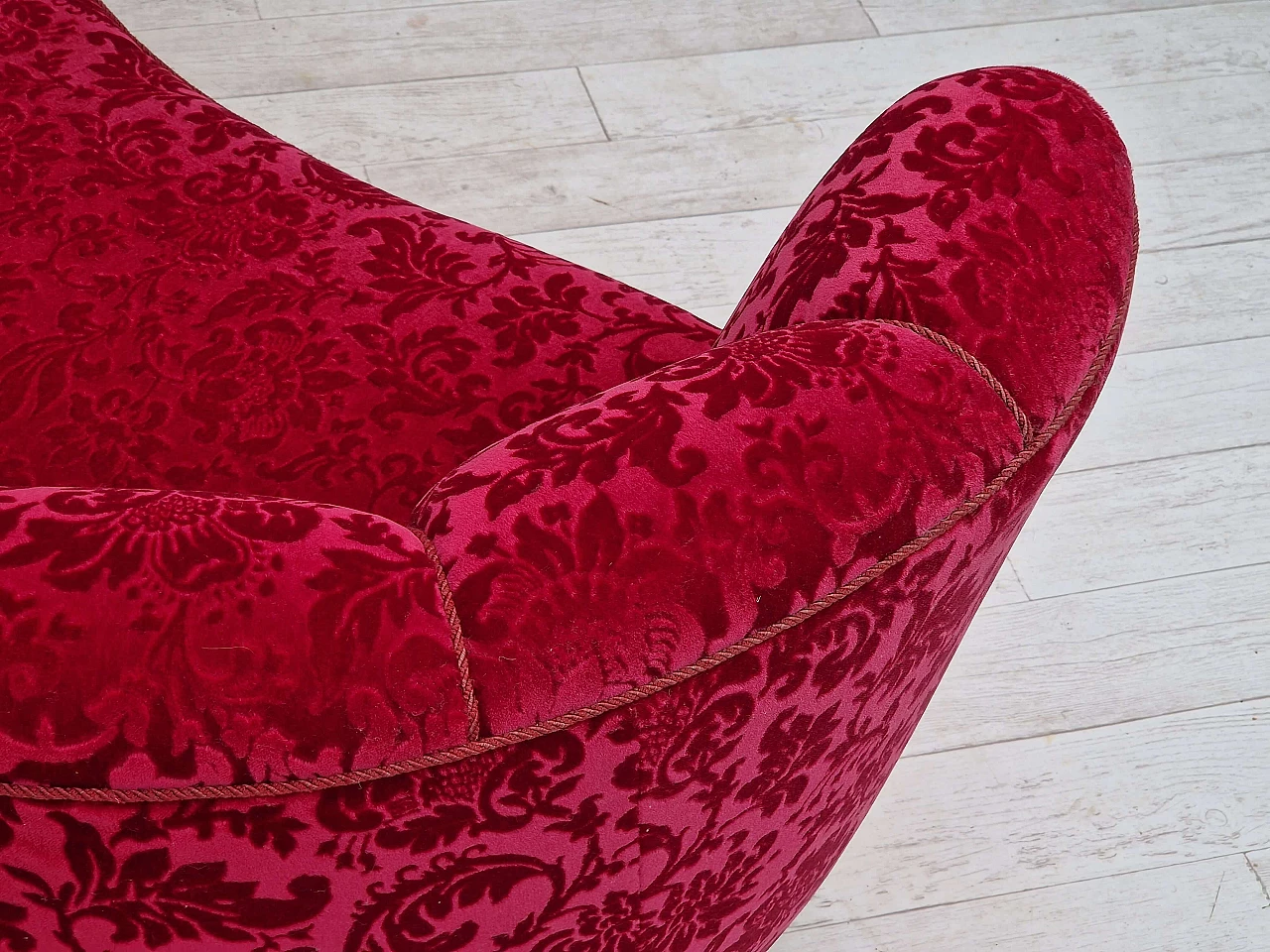 Danish three-seater Banana sofa in cherry-coloured fabric, 1960s 9