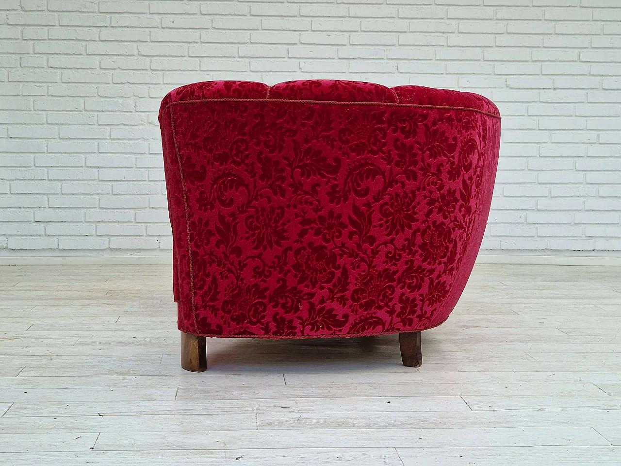 Danish three-seater Banana sofa in cherry-coloured fabric, 1960s 11