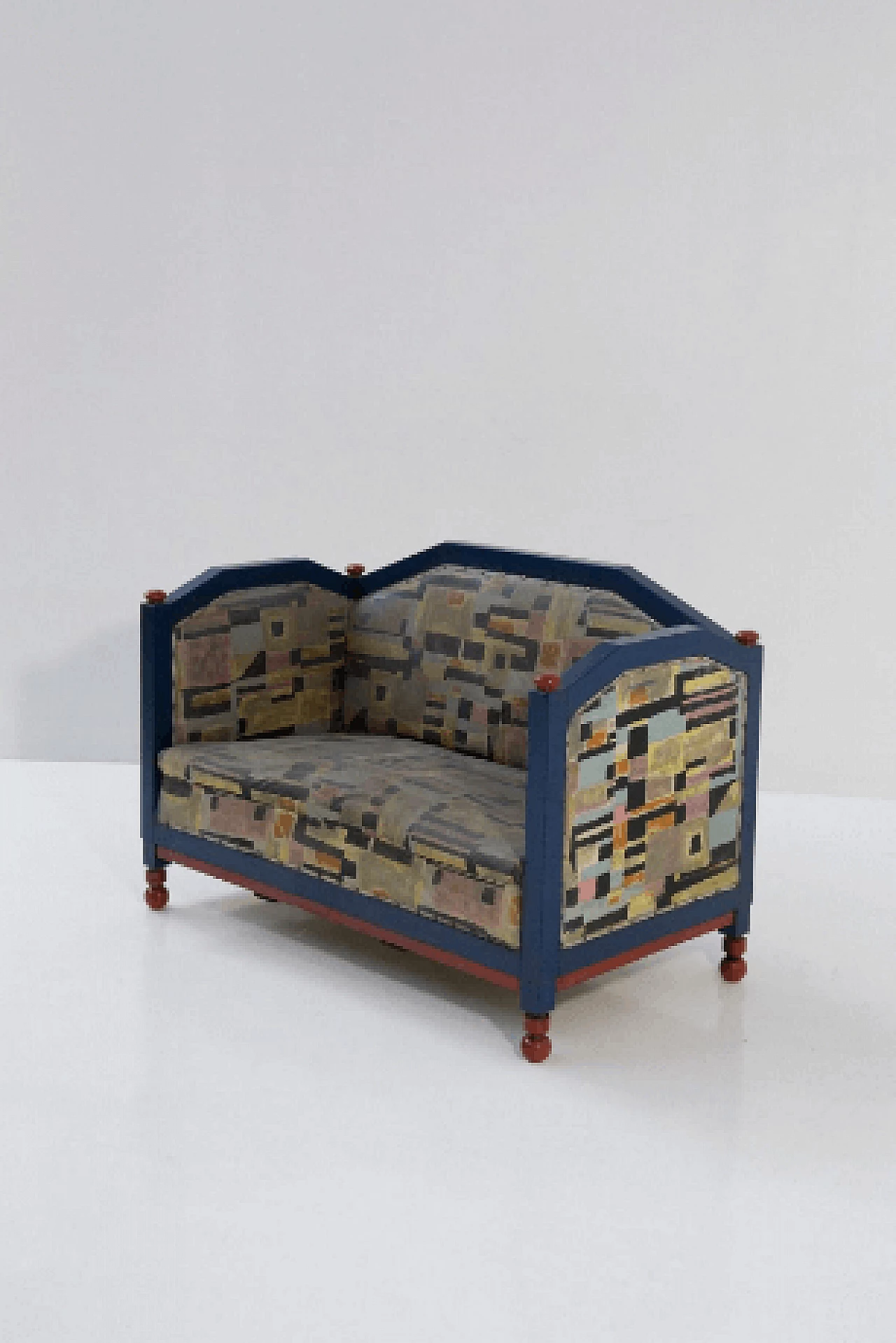 Wood and fabric sofa attributed to Luigi Colombo Fillia, 1920s 3