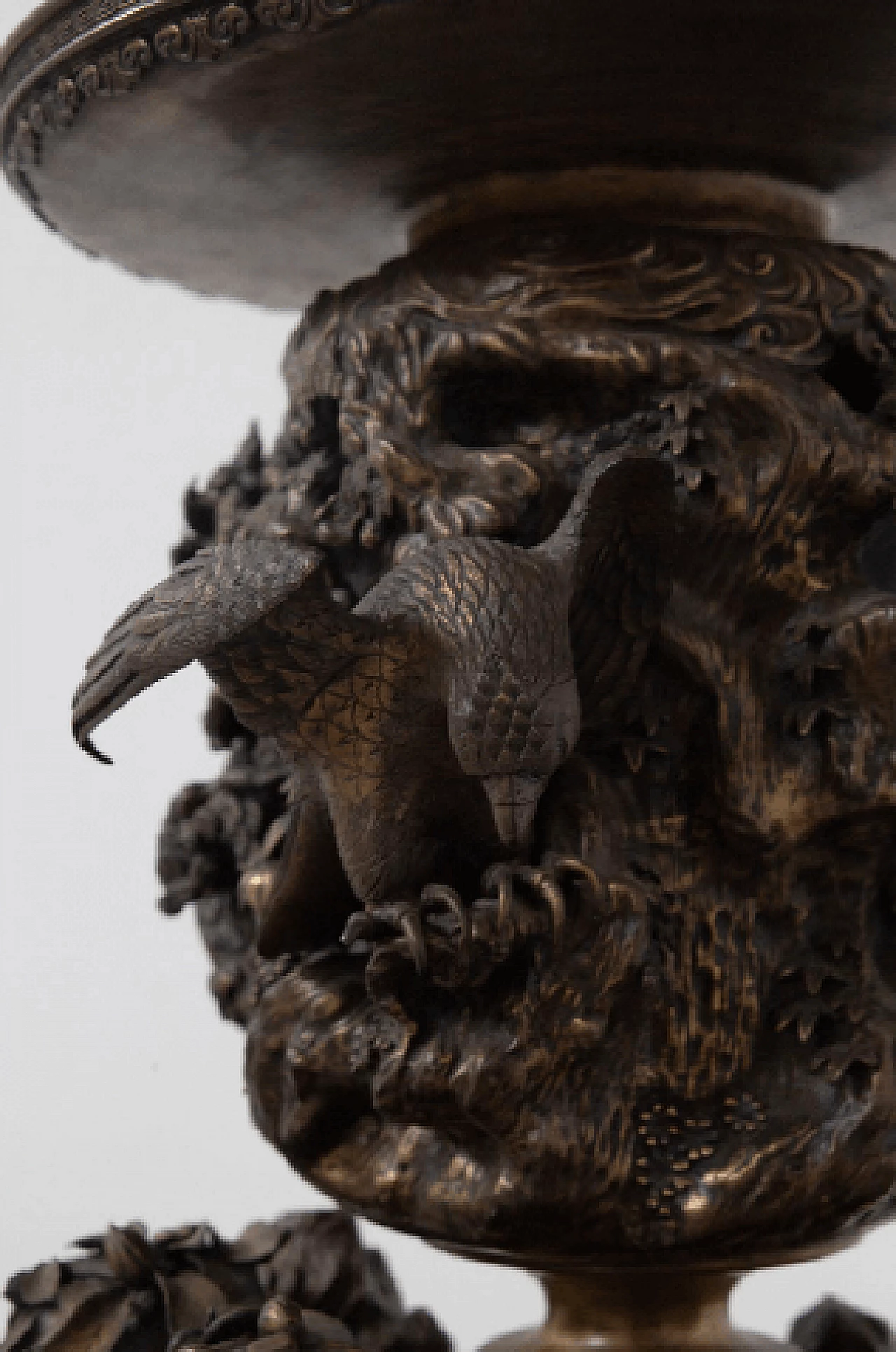 Japanese patinated bronze incense burner, 19th century 8