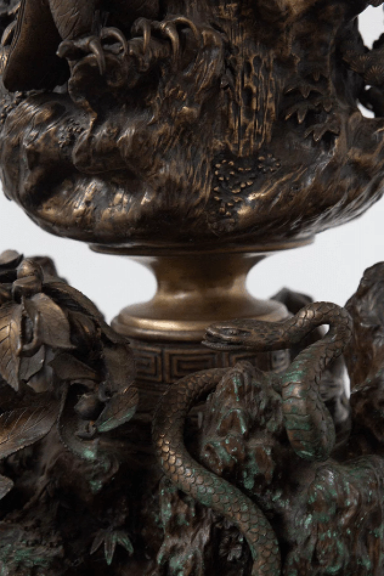 Japanese patinated bronze incense burner, 19th century 9