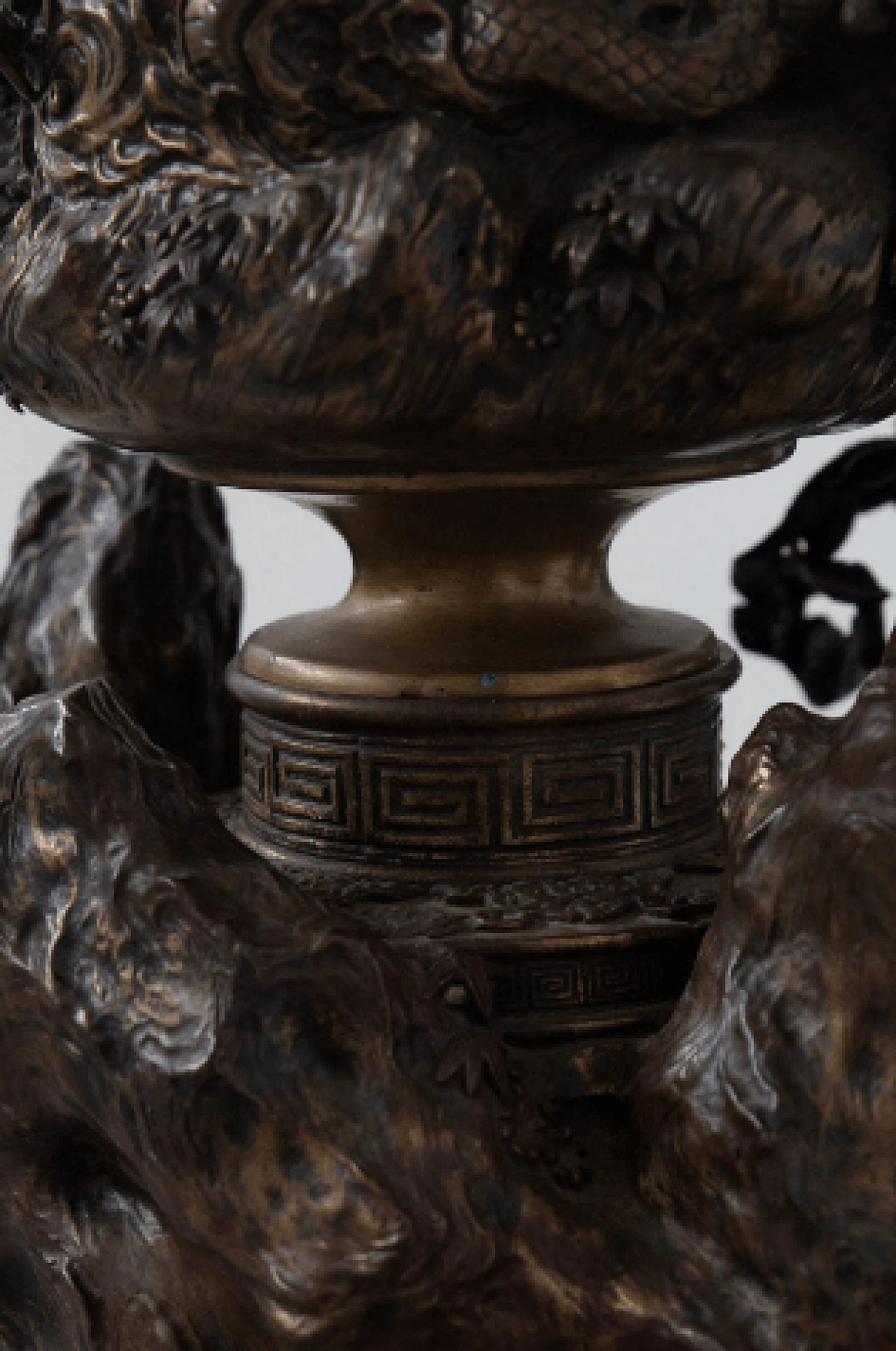 Japanese patinated bronze incense burner, 19th century 14