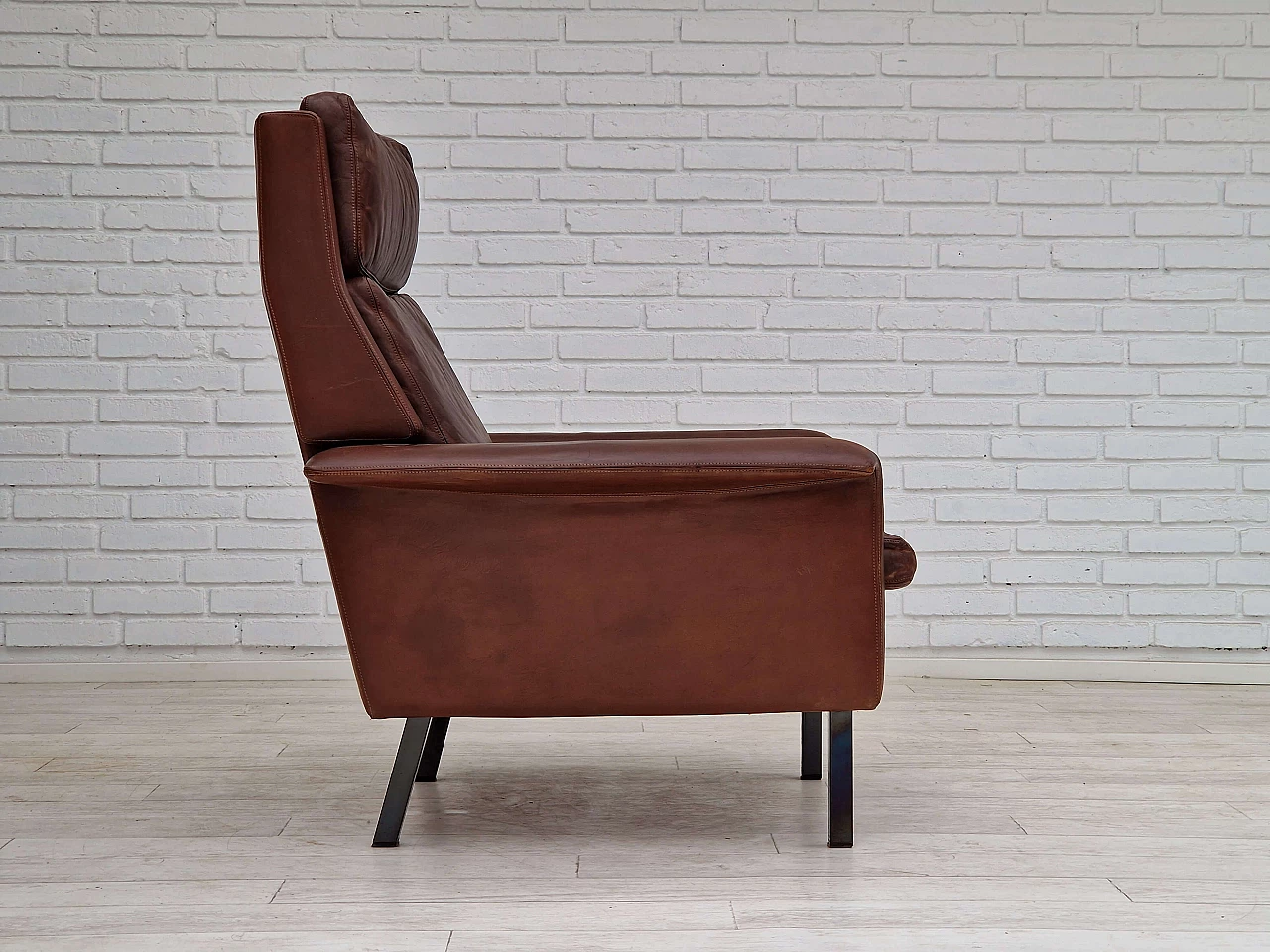 Danish leather armchair by Arne Vodder for Fritz Hansen, 1970s 6