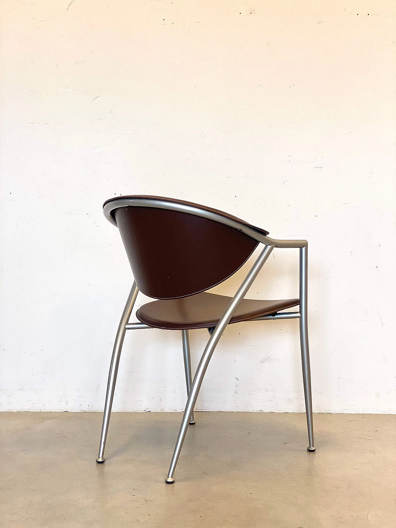 6 Varnished steel and leather chairs by Calligaris, 1990s 7
