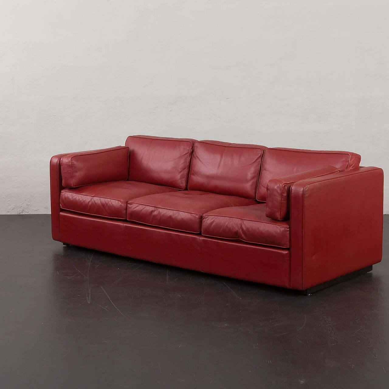 Three-seater burgundy aniline leather sofa, 1970s 2