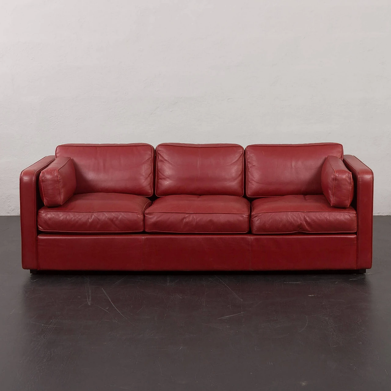Three-seater burgundy aniline leather sofa, 1970s 3