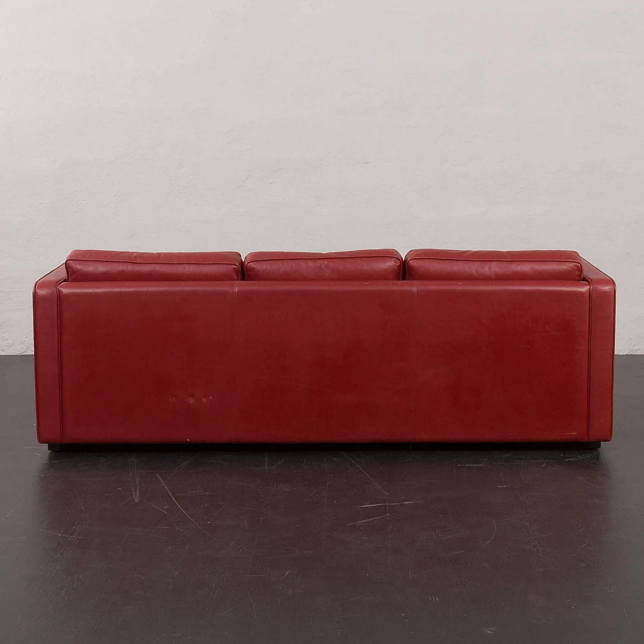 Three-seater burgundy aniline leather sofa, 1970s 6