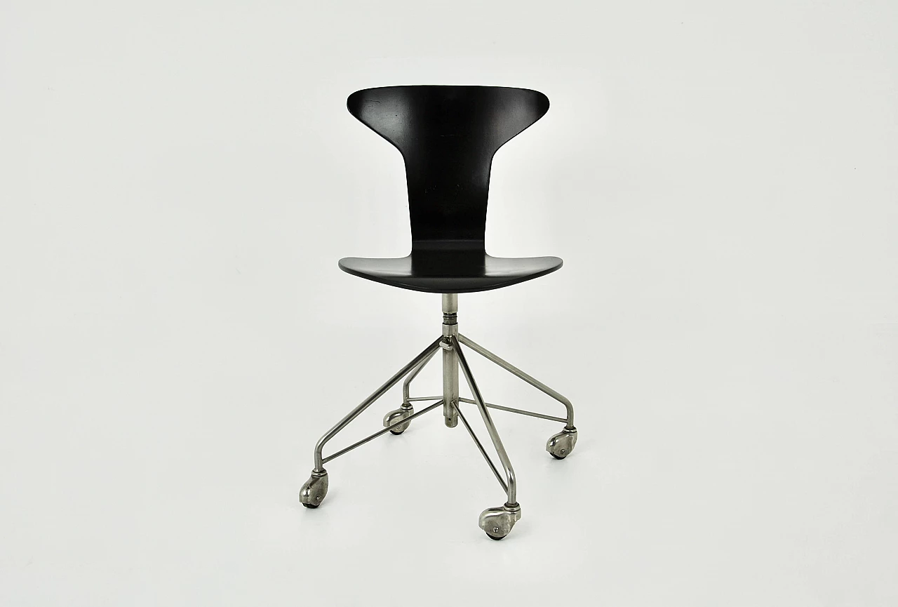 Chair 3117 by Arne Jacobsen for Fritz Hansen, 1950s 2
