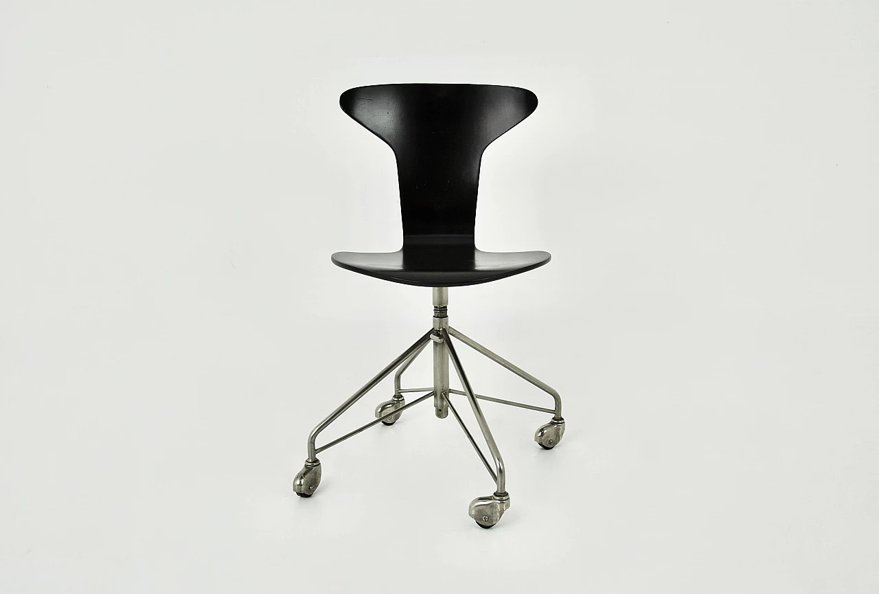 Sedia 3117 di Arne Jacobsen per Fritz Hansen, anni '50 2