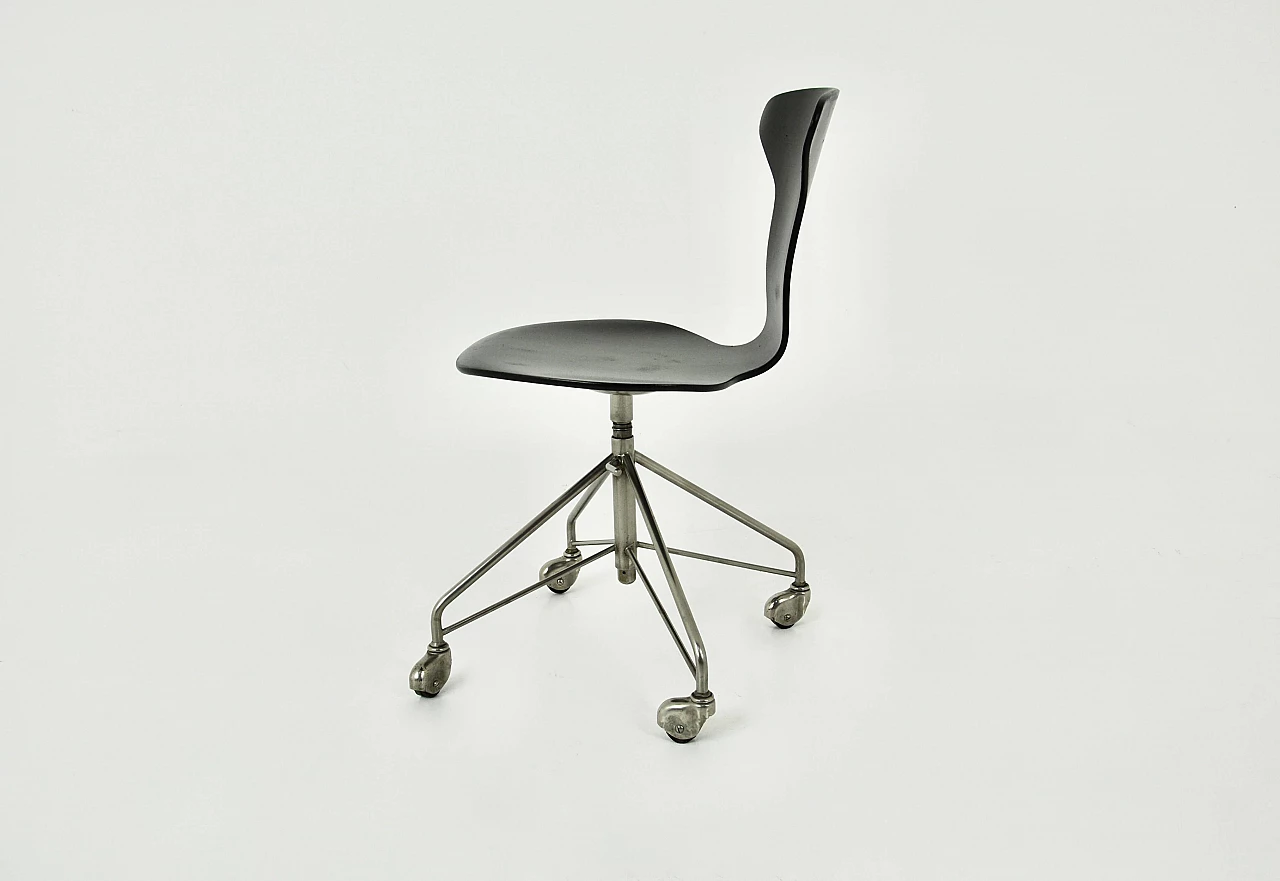 Chair 3117 by Arne Jacobsen for Fritz Hansen, 1950s 3