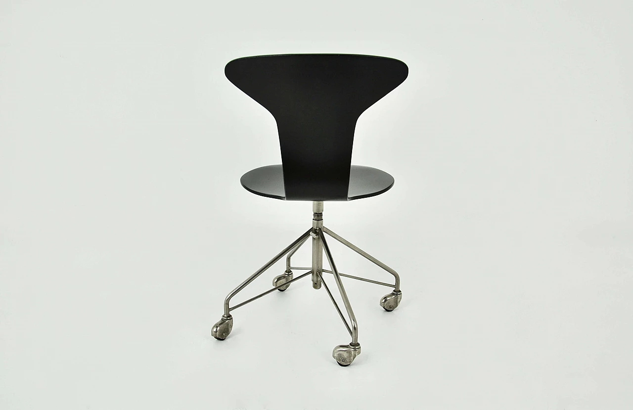 Chair 3117 by Arne Jacobsen for Fritz Hansen, 1950s 4