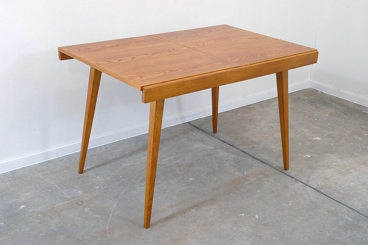 Tavolo allungabile di František Jirák per Tatra Nábytok, anni '70 4