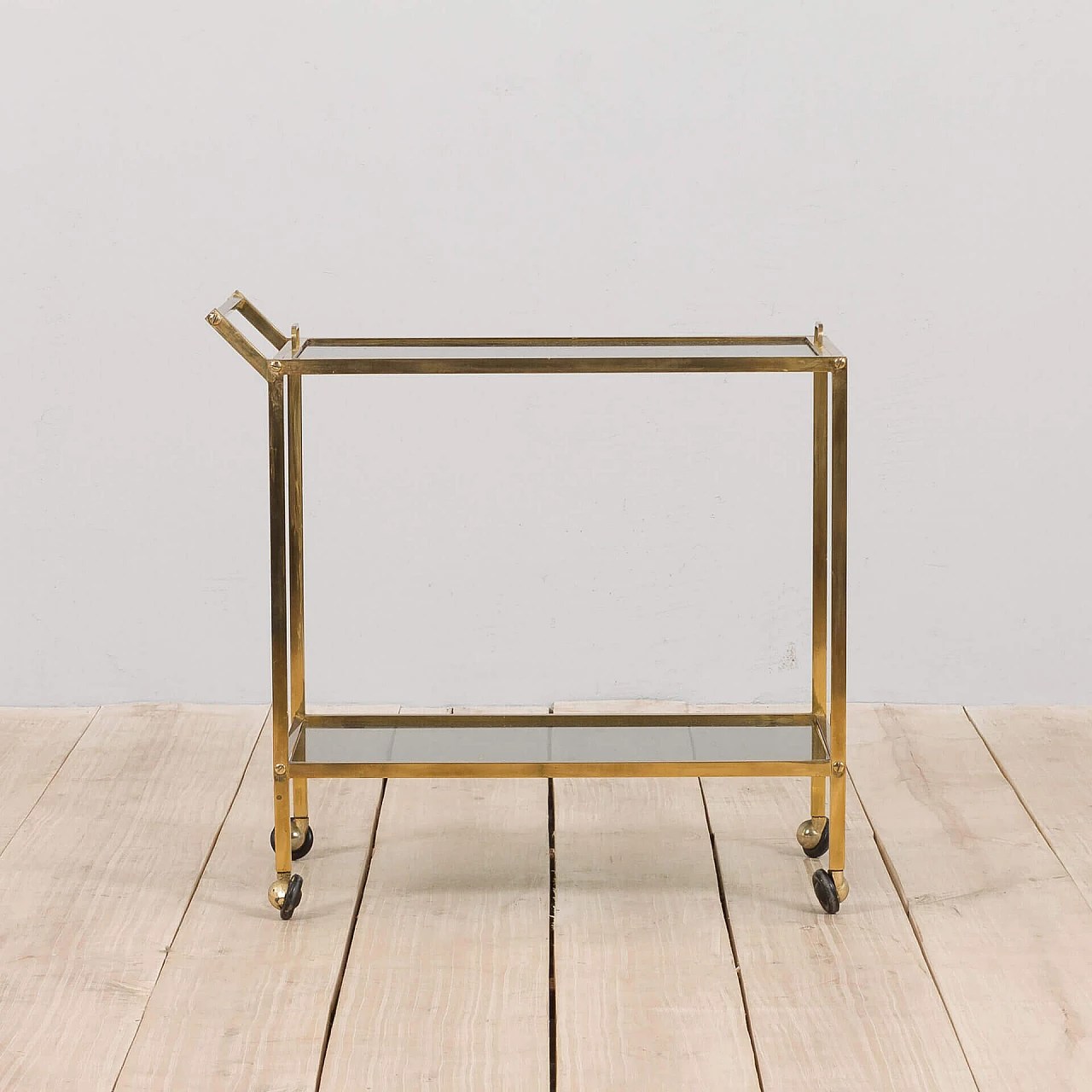 Brass and smoked glass bar cart with removable tray, 1960s 5