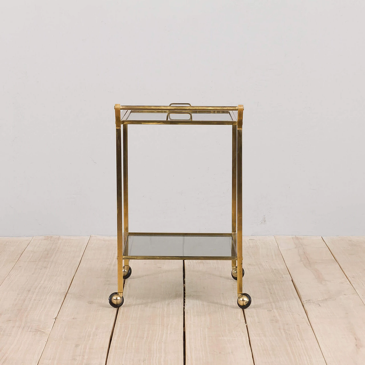 Brass and smoked glass bar cart with removable tray, 1960s 6