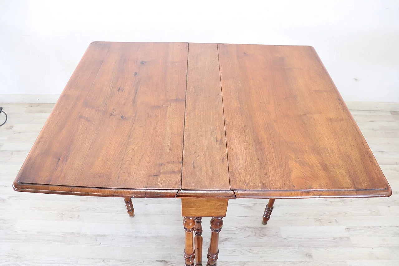 Louis Philippe solid walnut folding table, 19th century 3