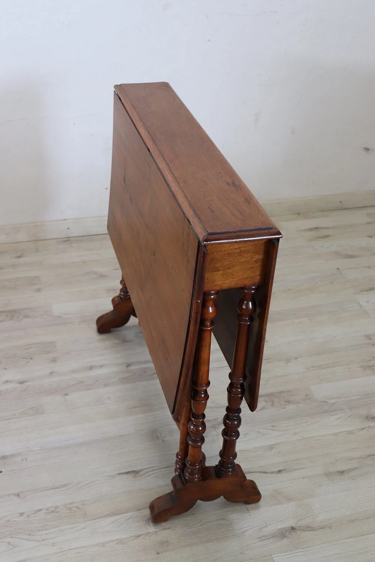 Louis Philippe solid walnut folding table, 19th century 6