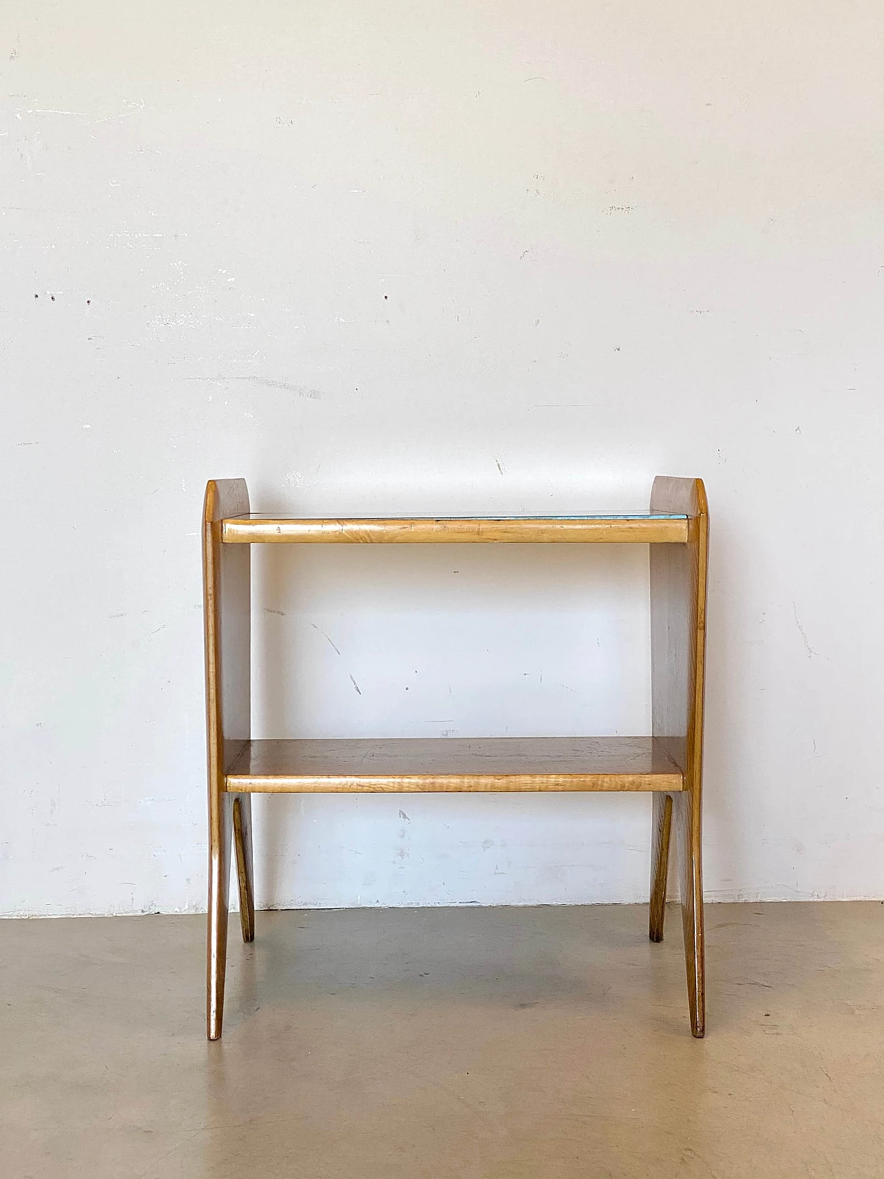 Wood bedside table with glass top in the style of Gio Ponti, 1950s 1