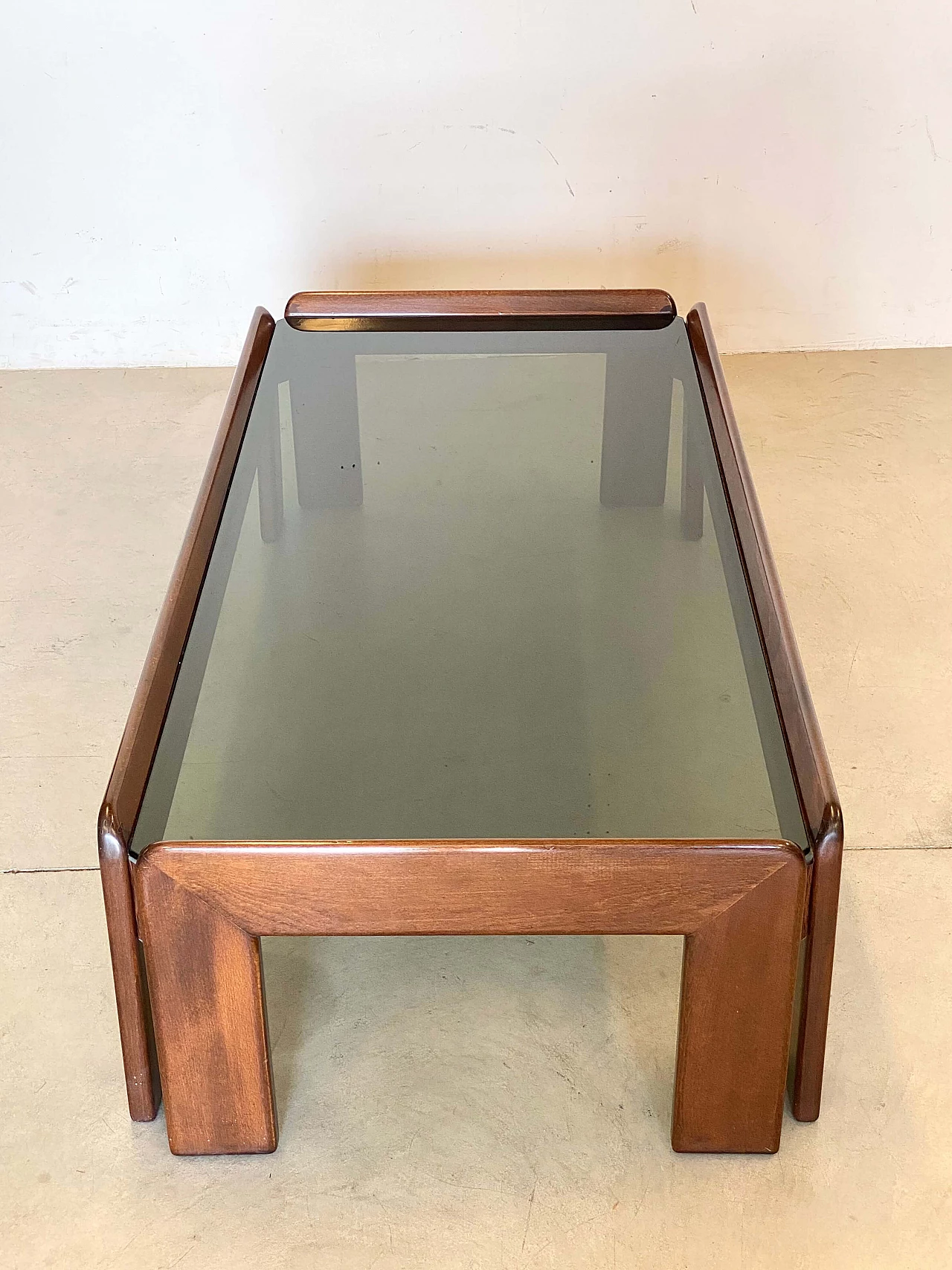 Beech and smoked glass coffee table in the style of Afra and Tobia Scarpa, 1960s 4