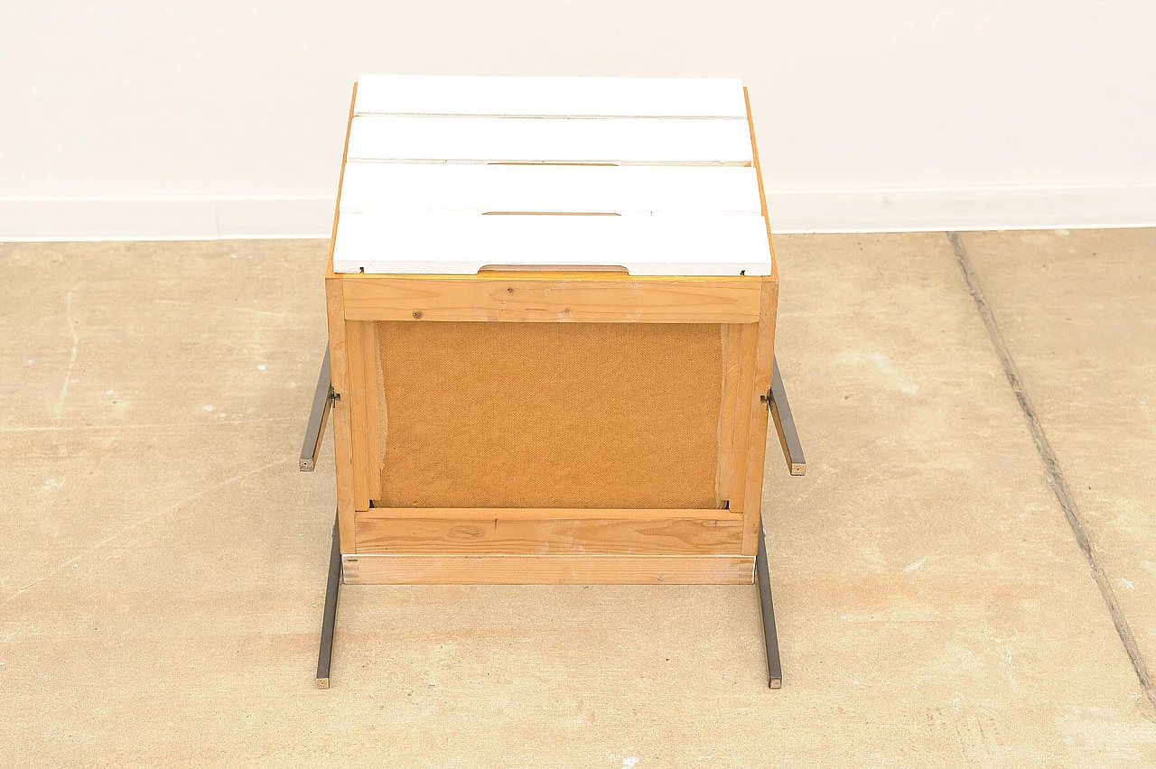 Cassettiera in faggio di Tatra Nabytok, anni '60 20