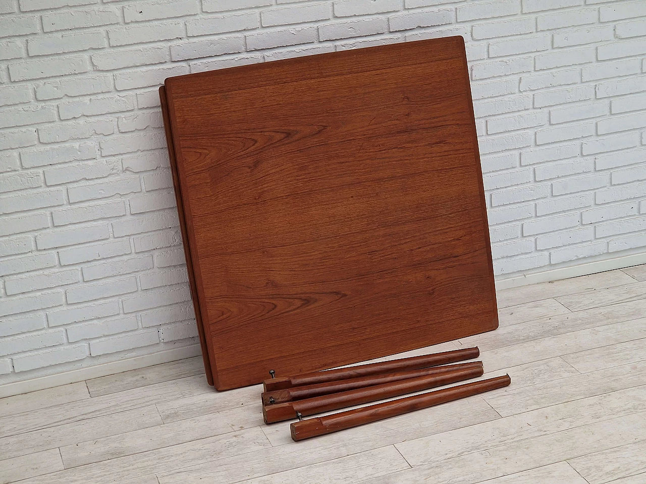Danish teak wood extendable table, 1960s 1