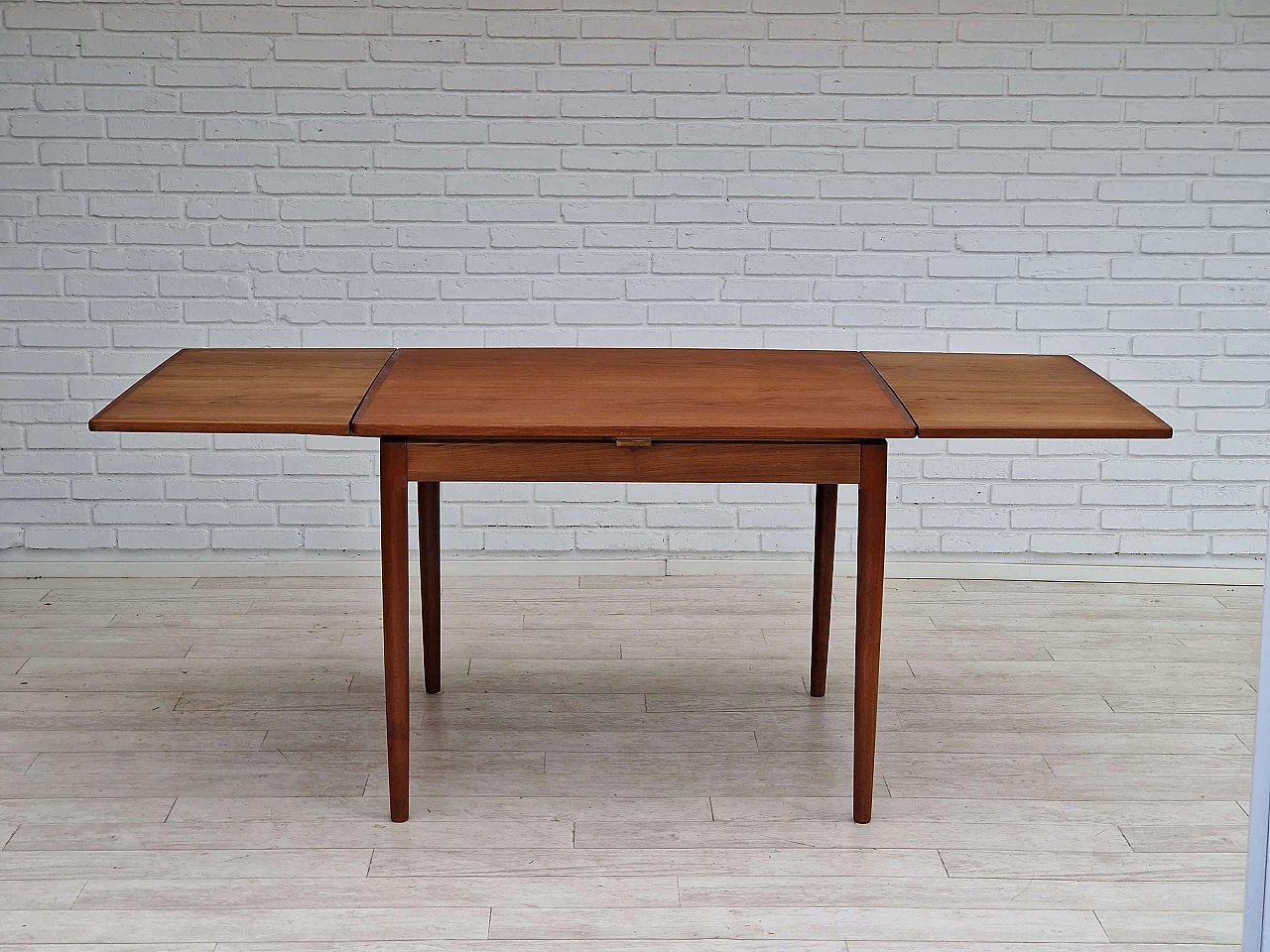 Danish teak wood extendable table, 1960s 3