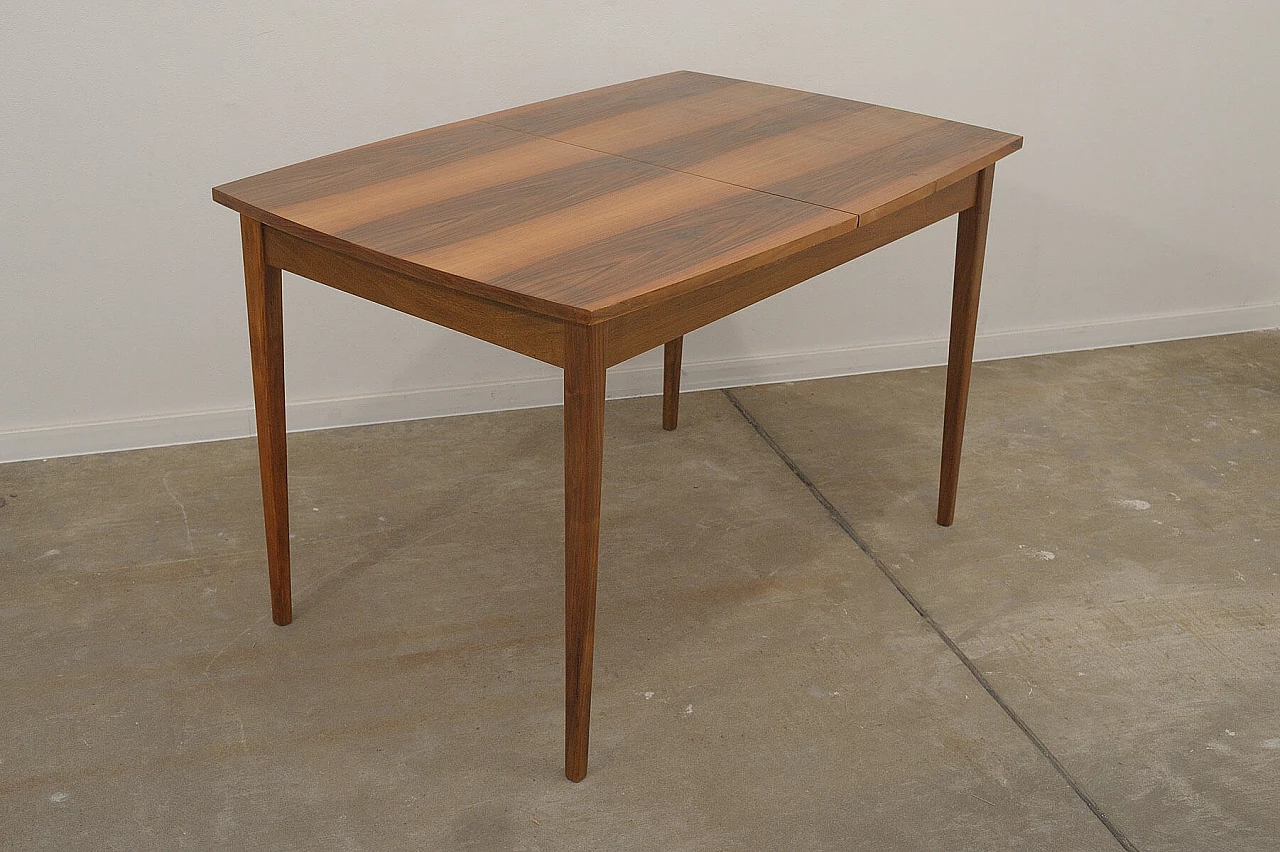 Czechoslovakian beech and walnut extendable table, 1970s 17