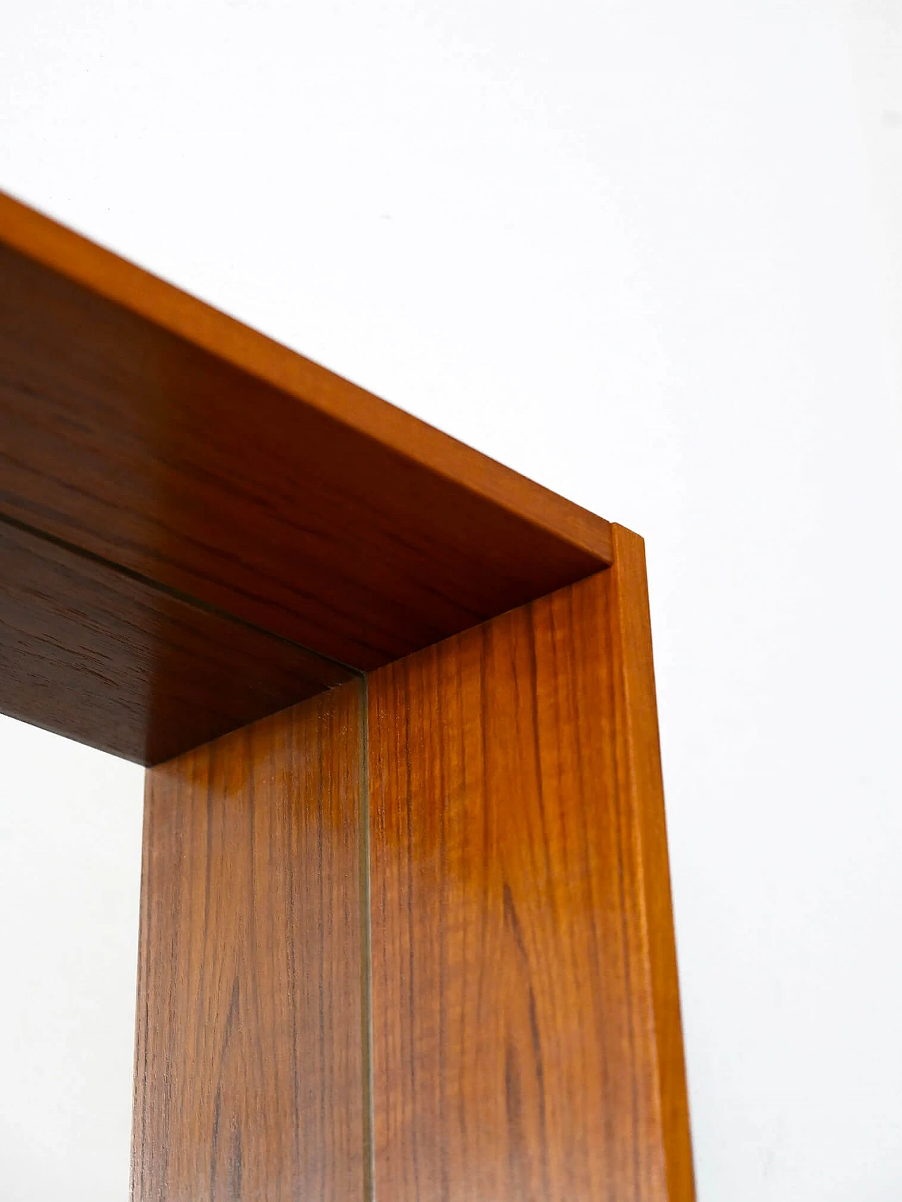 Specchio in teak con mensola, anni '60 8