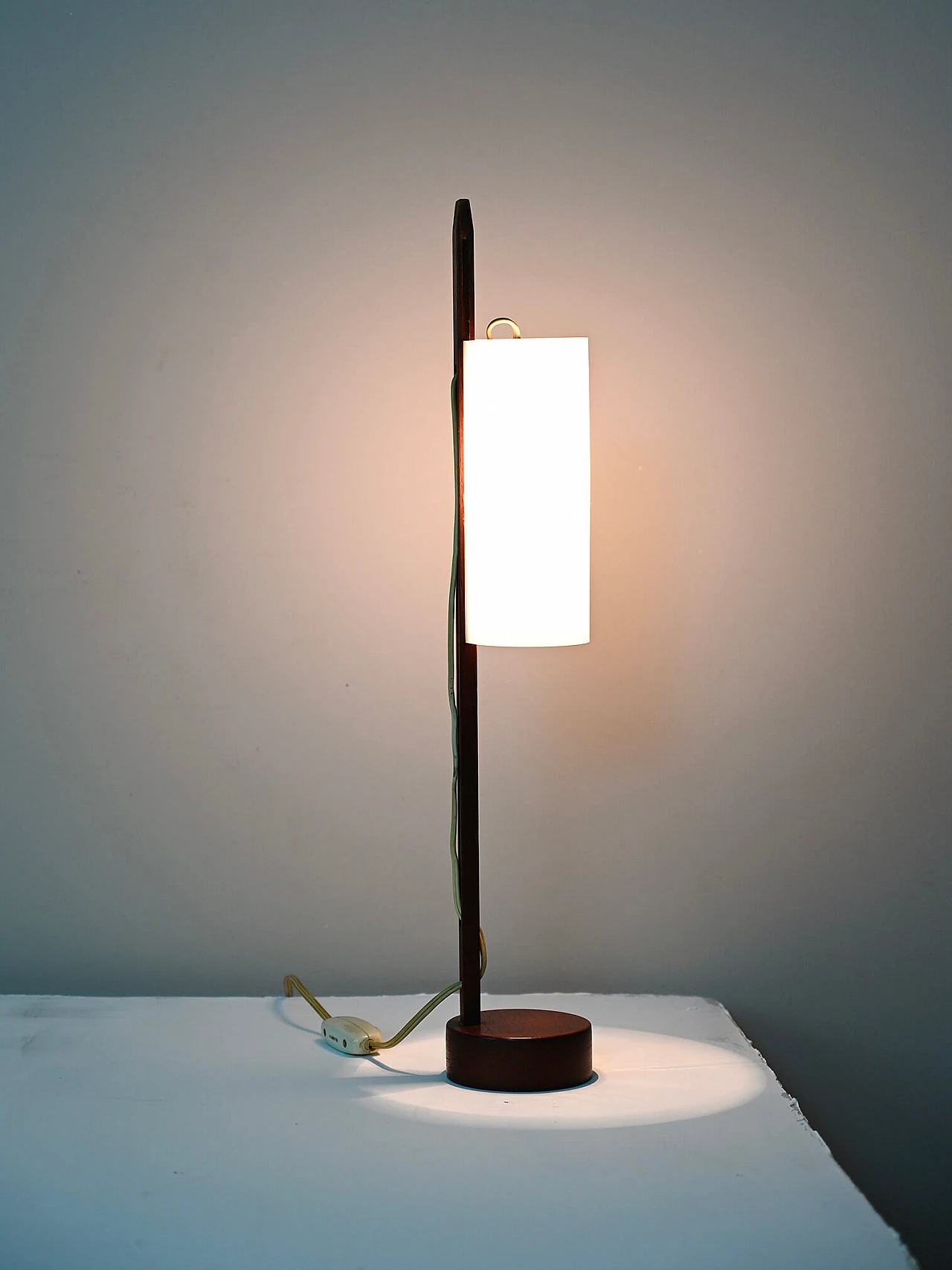 Teak and bakelite table lamp by Hans Agne Jakobsson for Markaryd, 1950s 2
