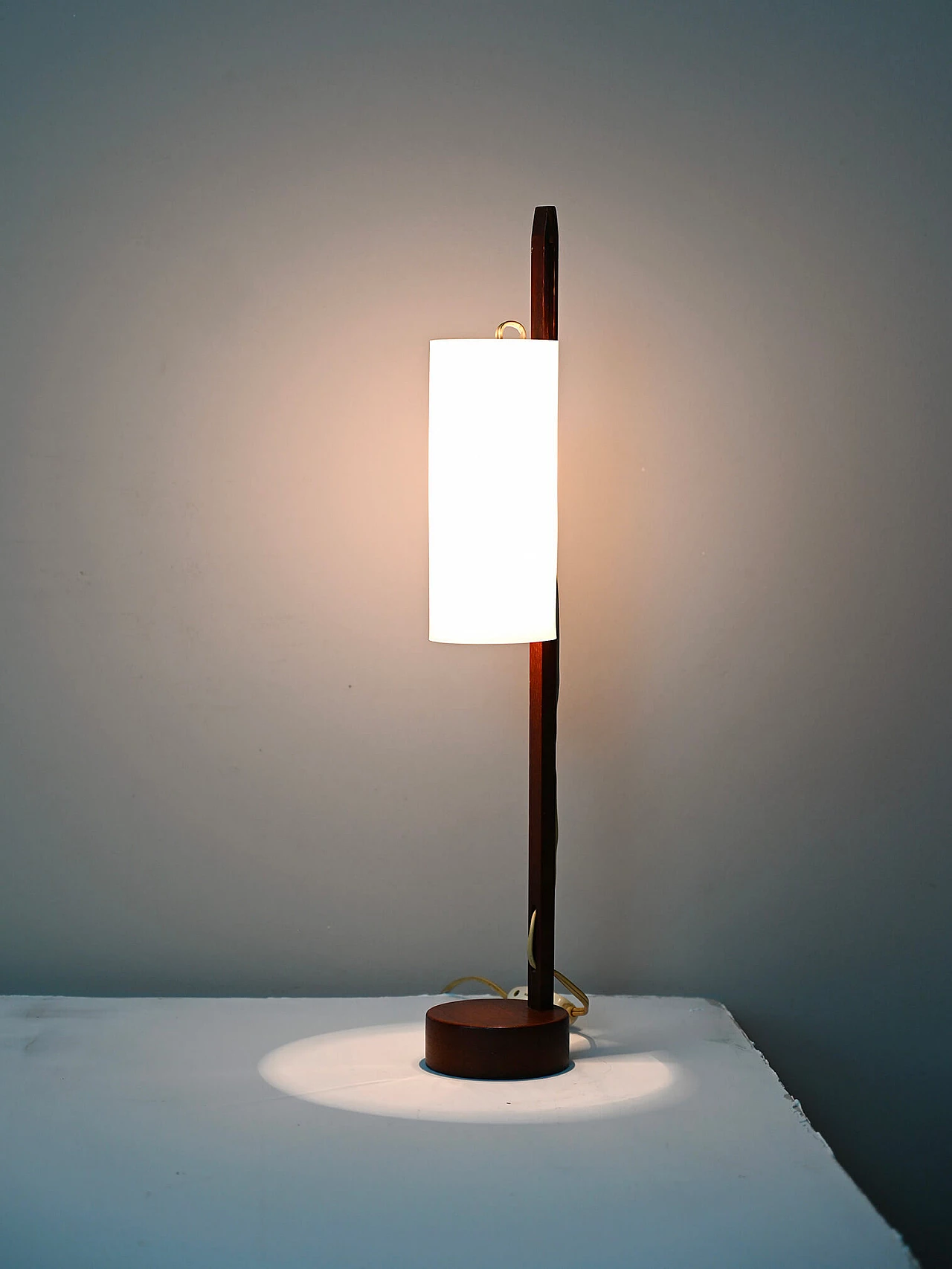 Teak and bakelite table lamp by Hans Agne Jakobsson for Markaryd, 1950s 3