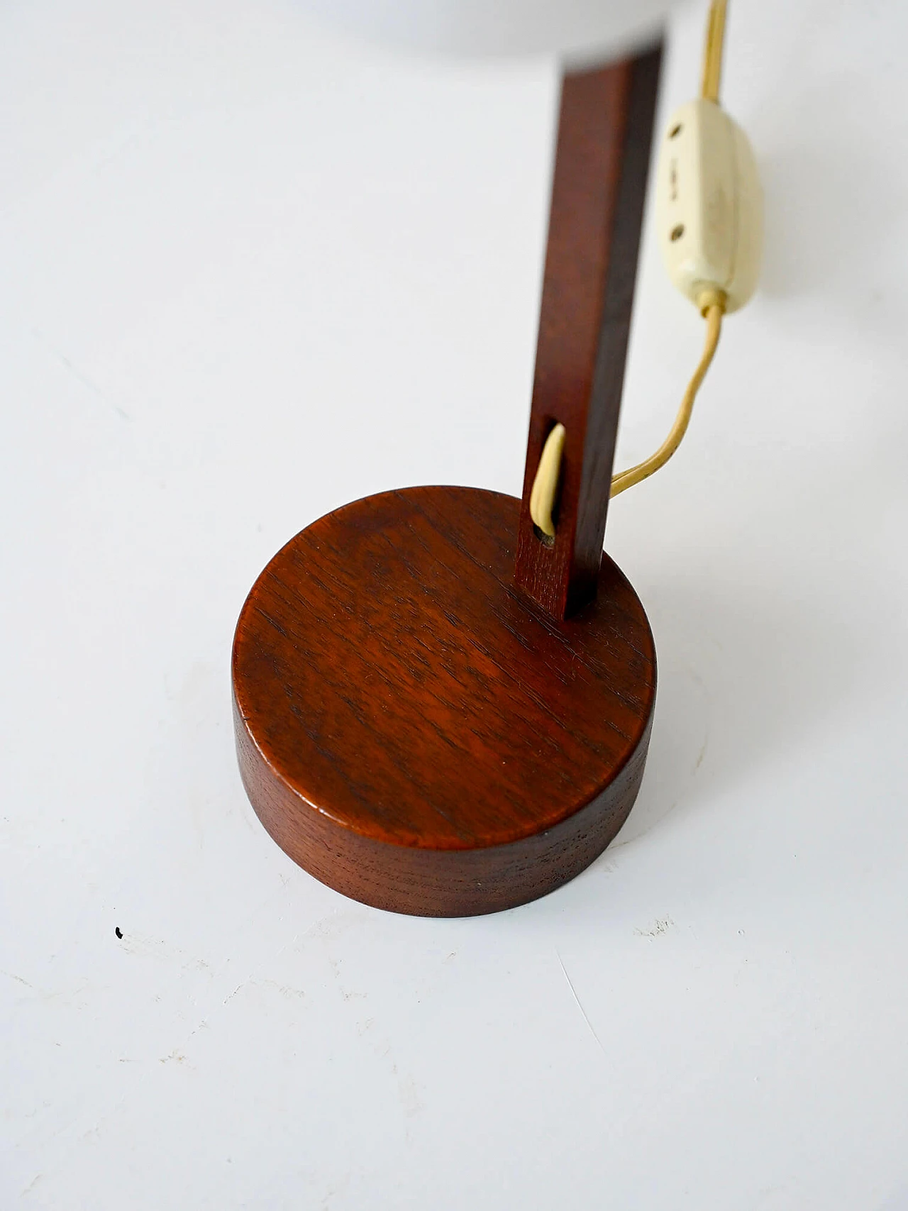 Teak and bakelite table lamp by Hans Agne Jakobsson for Markaryd, 1950s 8