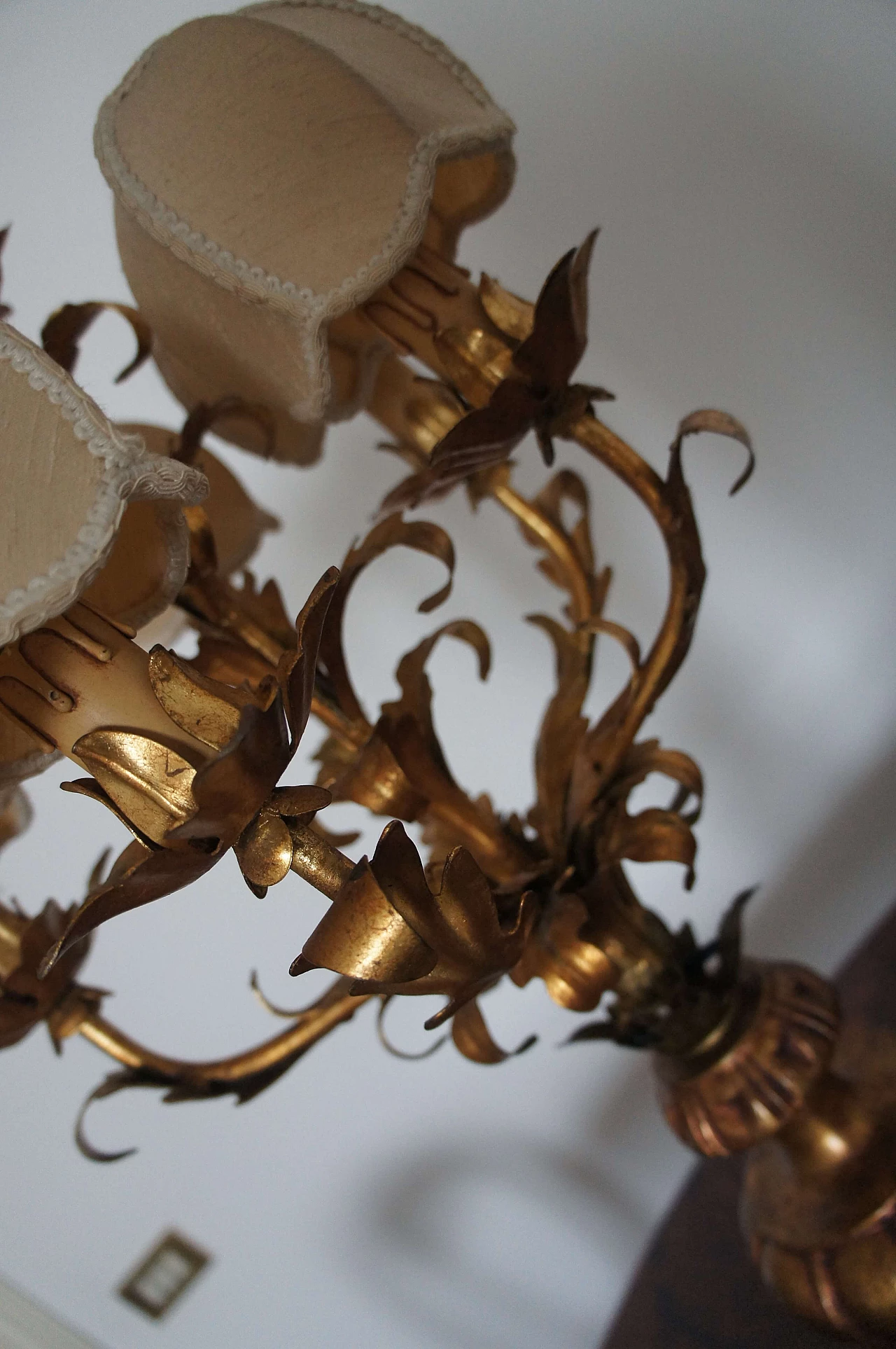 Table lamp decorated with gold leaf, 1920s 7