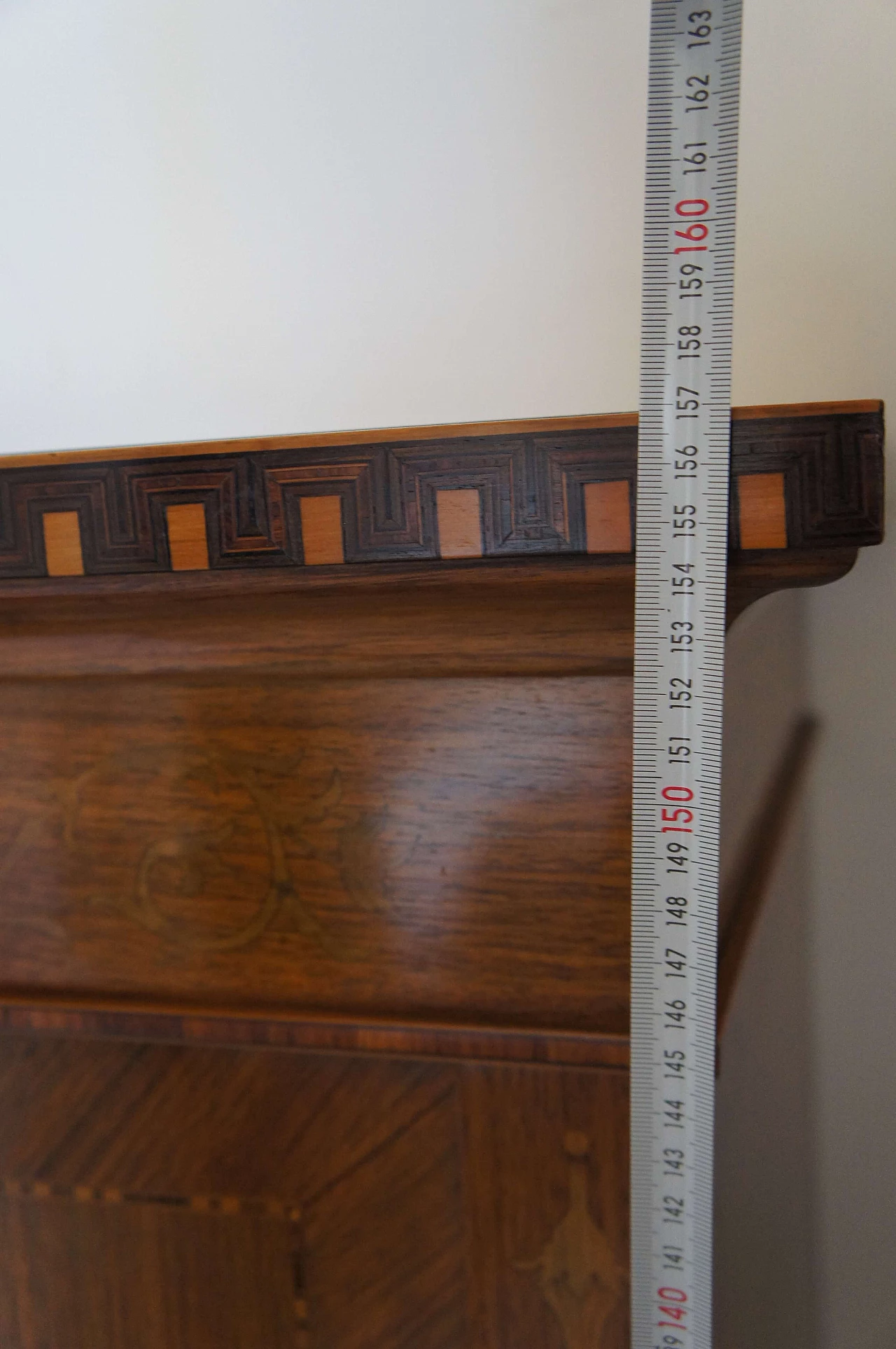 Walnut sideboard with bois de rose inlay, 1940s 1