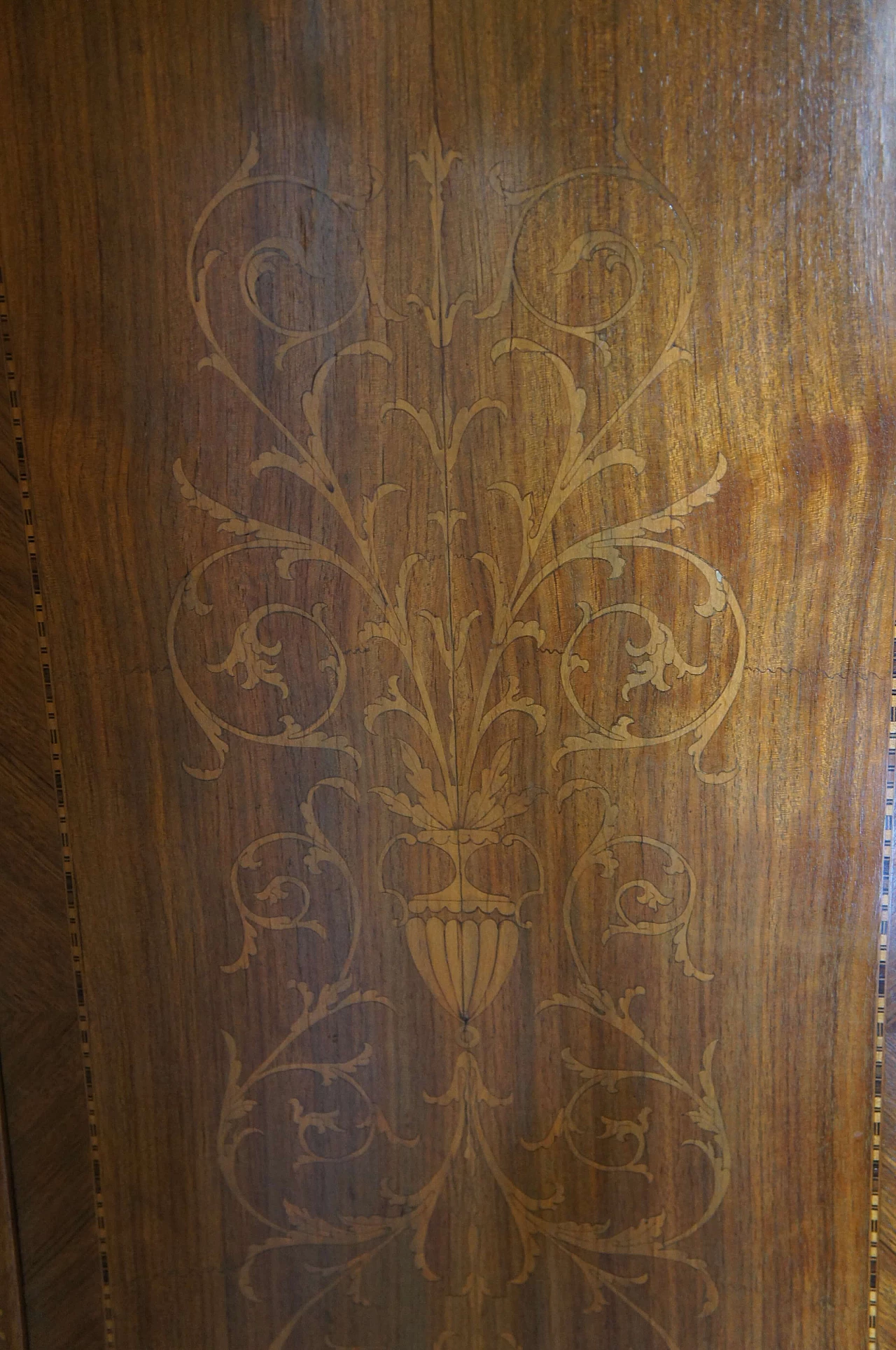Walnut sideboard with bois de rose inlay, 1940s 6