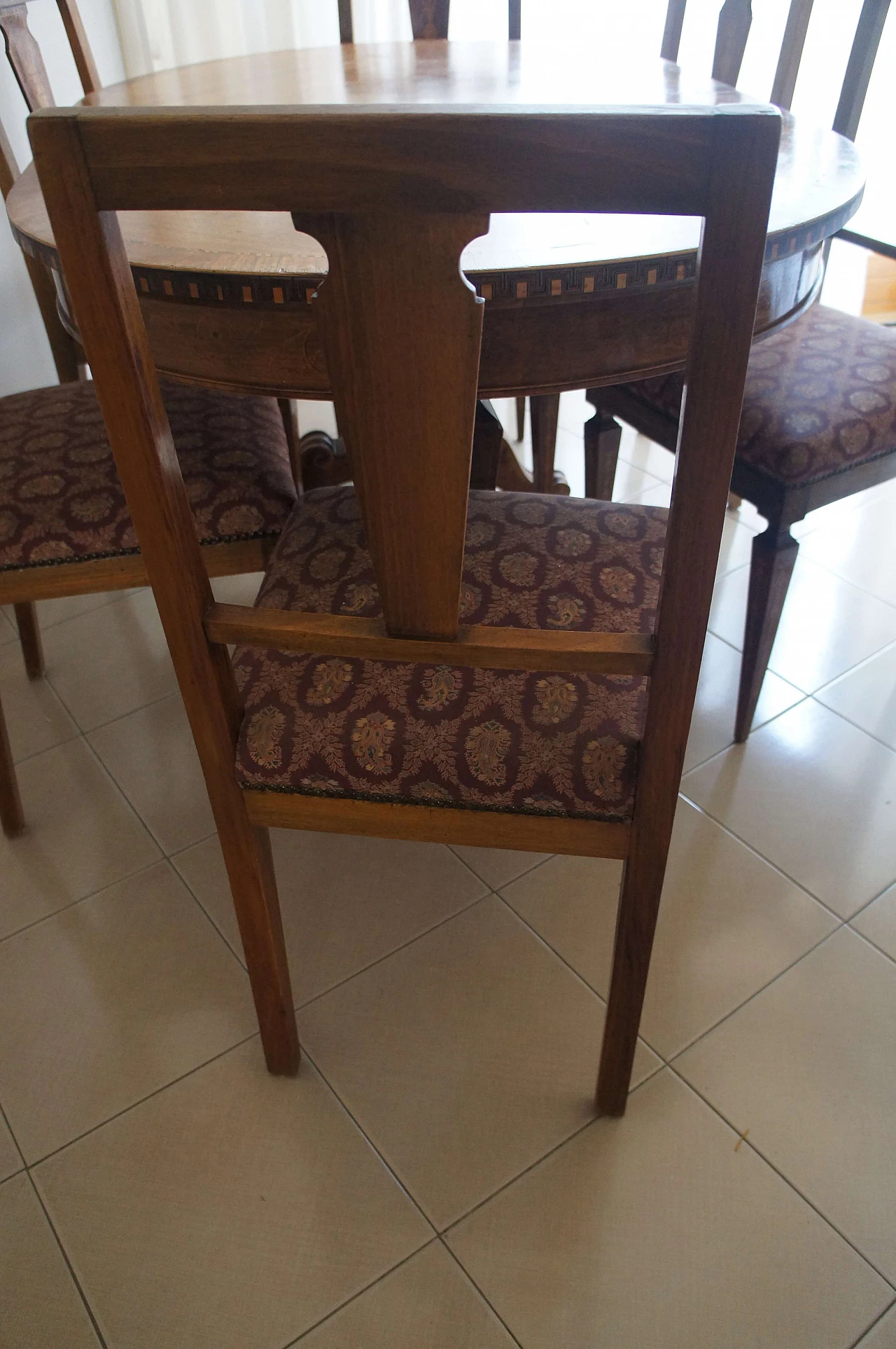 8 Chairs and extending walnut table with fine inlays, 1940s 14