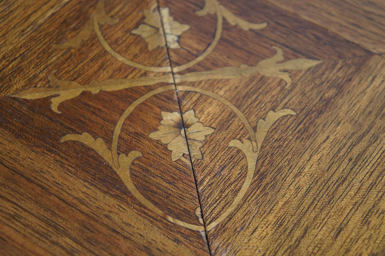 8 Chairs and extending walnut table with fine inlays, 1940s 24