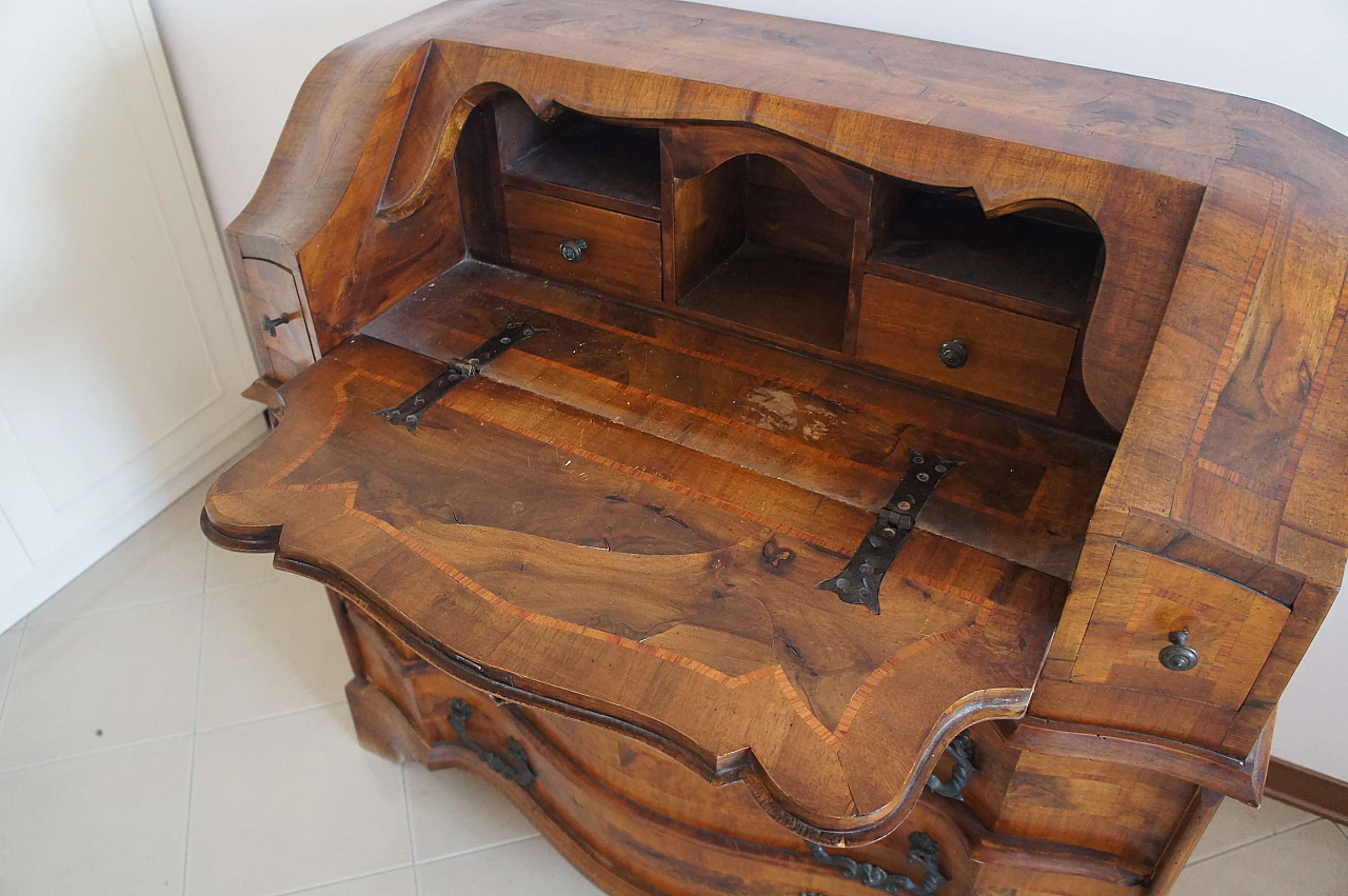 Walnut secretaire Bureau, late 19th century 8